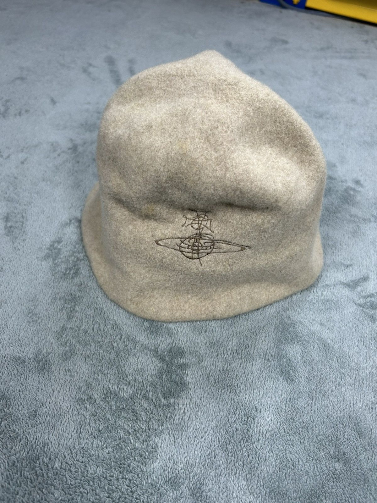 Vivienne Westwood Vivienne Westwood Hat Size ONE SIZE - 8 Thumbnail