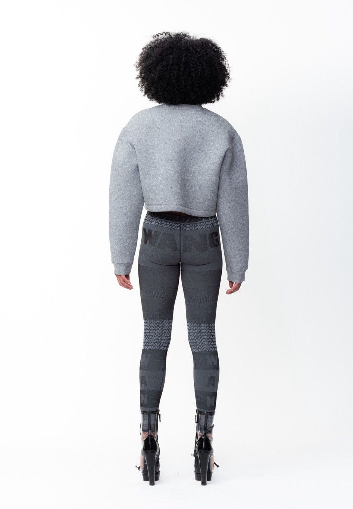 Alexander Wang × H&M Alexander wang x H&M S Wmns crop scuba sweatshirt jumper 00s Size S / US 4 / IT 40 - 4 Thumbnail