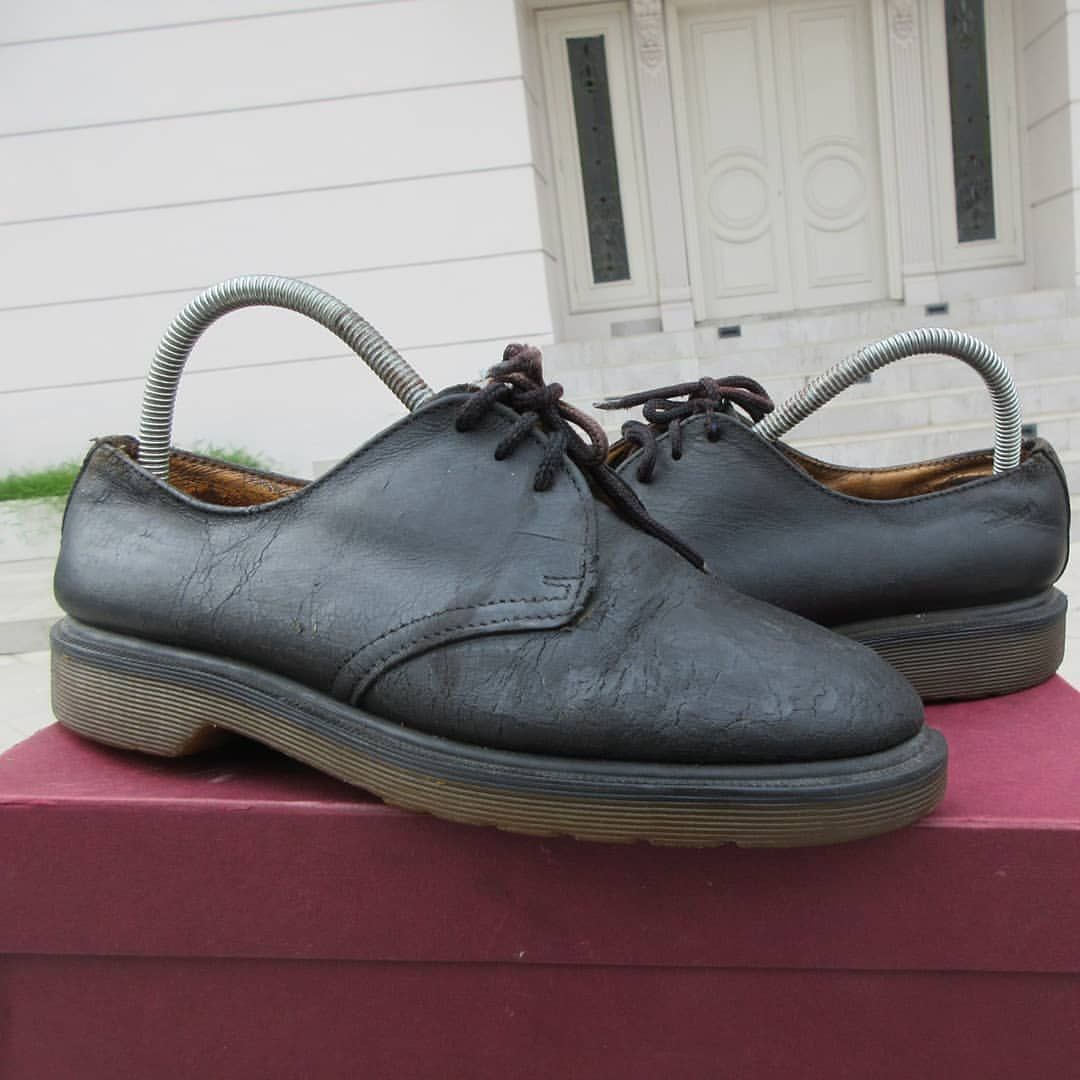 Dr. Martens × Other UK × Vintage Vintage Dr Martens pw vintage Classic black leather 1461 3 Size US 7 / EU 40 - 1 Thumbnail