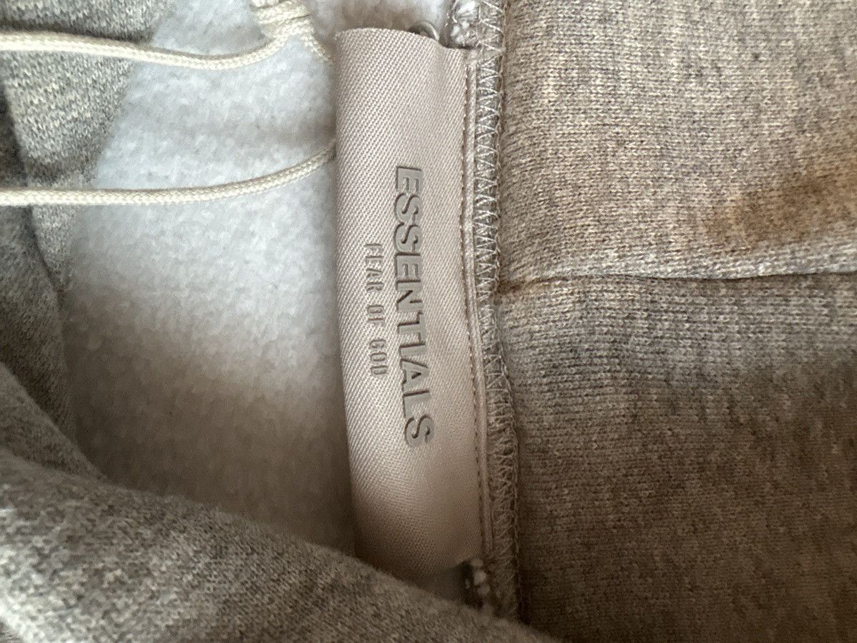 Essentials Fear of God Essentials Hoodie (2022) Size US L / EU 52-54 / 3 - 3 Thumbnail