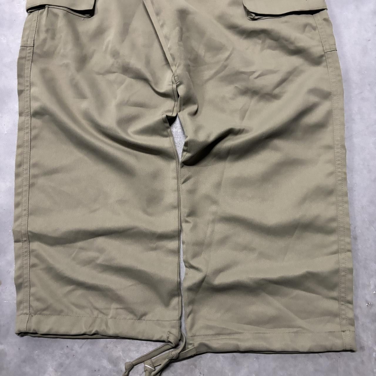 Japanese Brand × Vintage Crazy Vintage Y2K/2000s Streetwear Khaki Cargo Pants w/ Adjustable Waist! Size US 32 / EU 48 - 5 Thumbnail