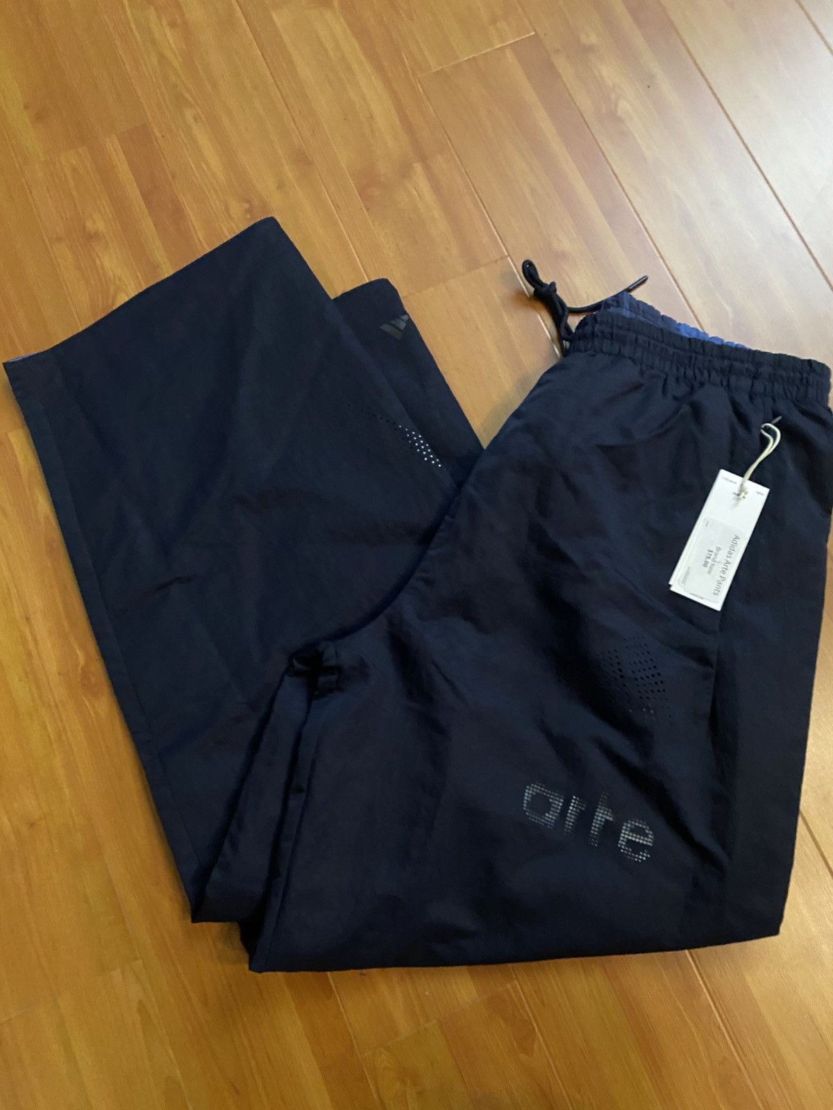 Adidas Adidas Arte Antwerp sweatpants Size US 32 / EU 48 - 1 Thumbnail