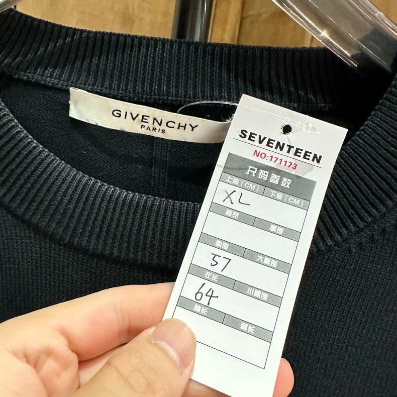 Givenchy Givenchy Five-pointed Star Embroidered Striped Knit Black Size US XL / EU 56 / 4 - 6 Thumbnail
