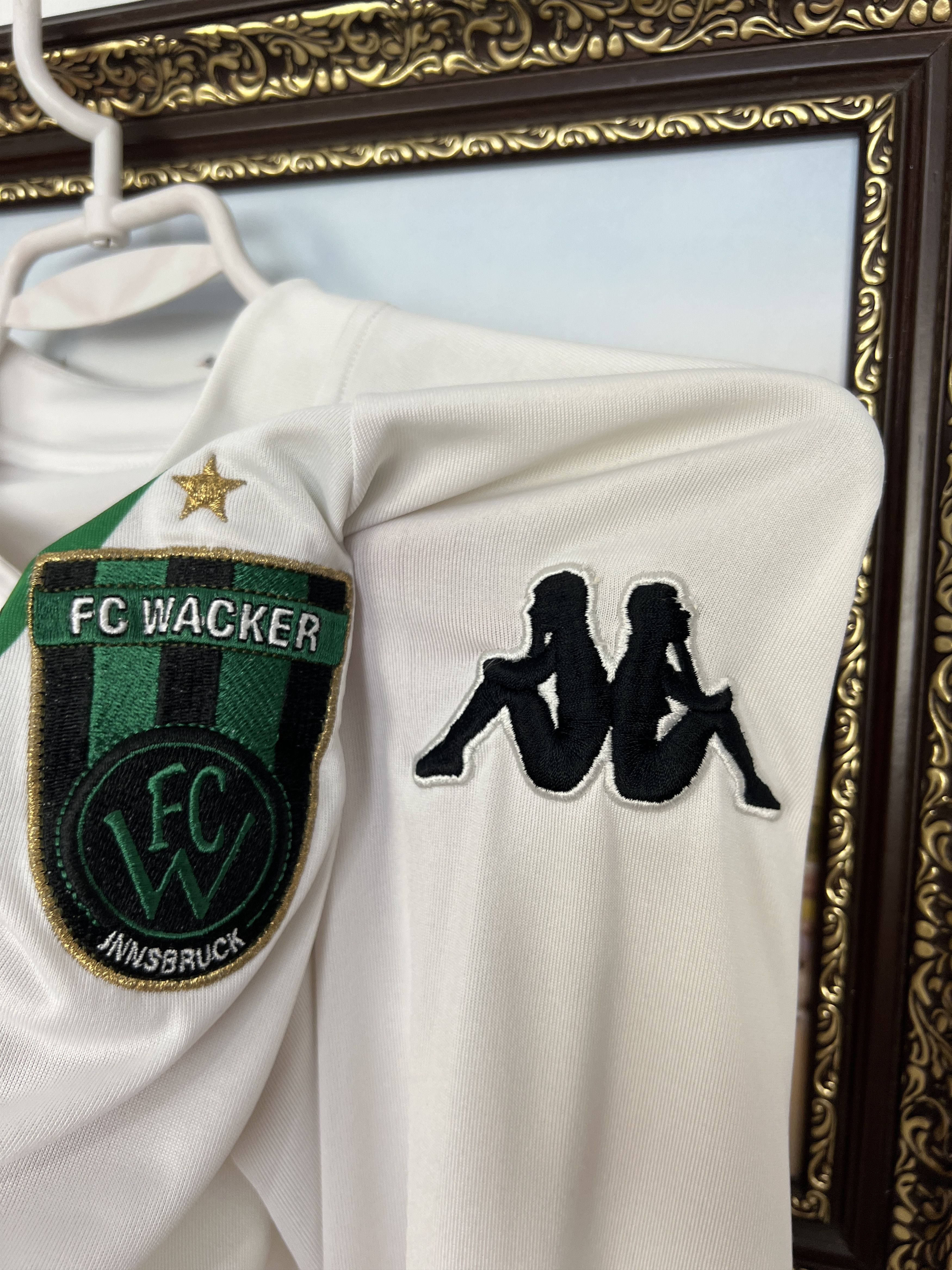 Kappa Wacker Innsbruck Away football shirt 2007 Soccer Kappa Size US M / EU 48-50 / 2 - 4 Thumbnail