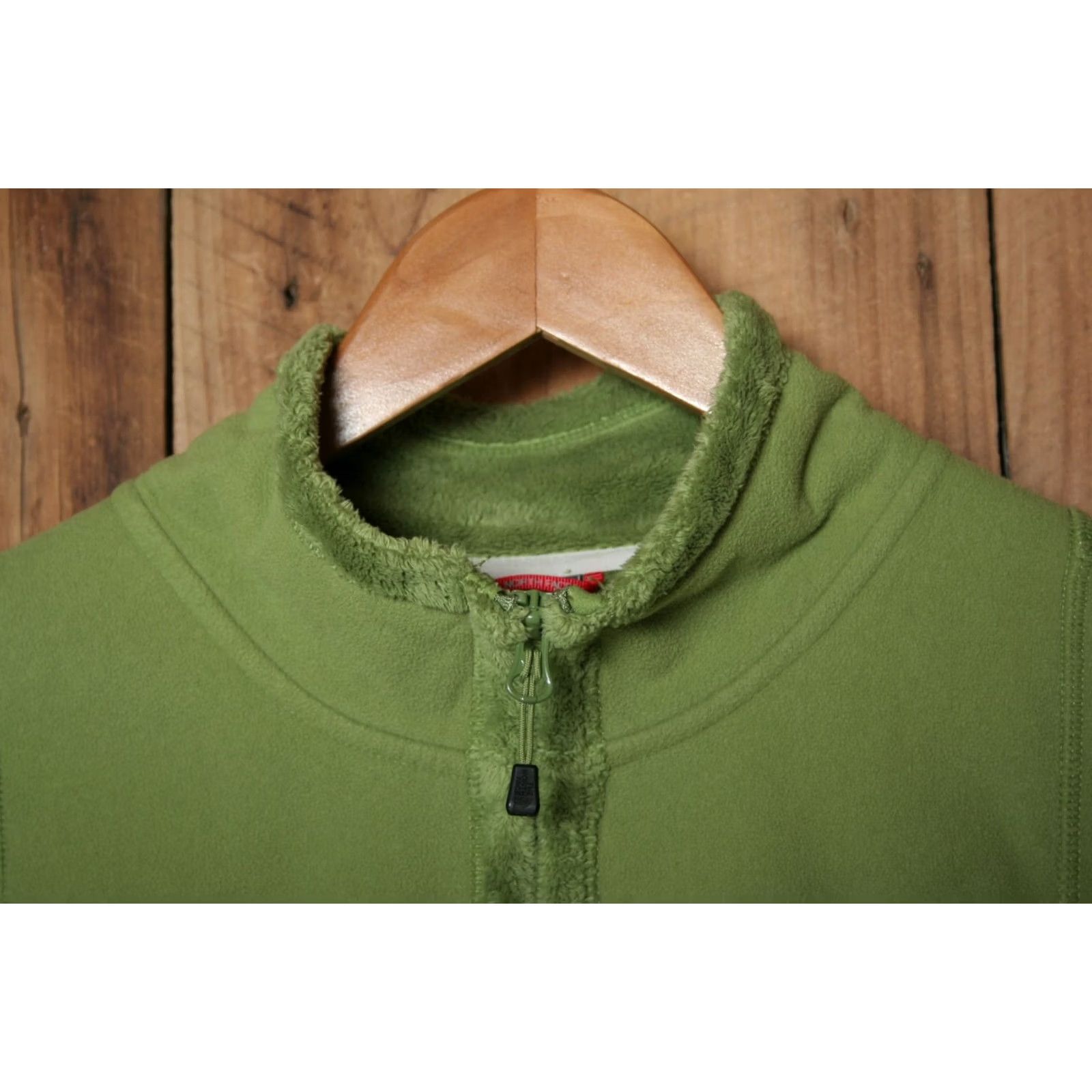 The North Face THE NORTH FACE Lime Green Full Zip Fleece Jacket Women's L/XL Size Regular Zip color Green Adult Womens Jacket Size L / US 10 / IT 46 - 2 Thumbnail