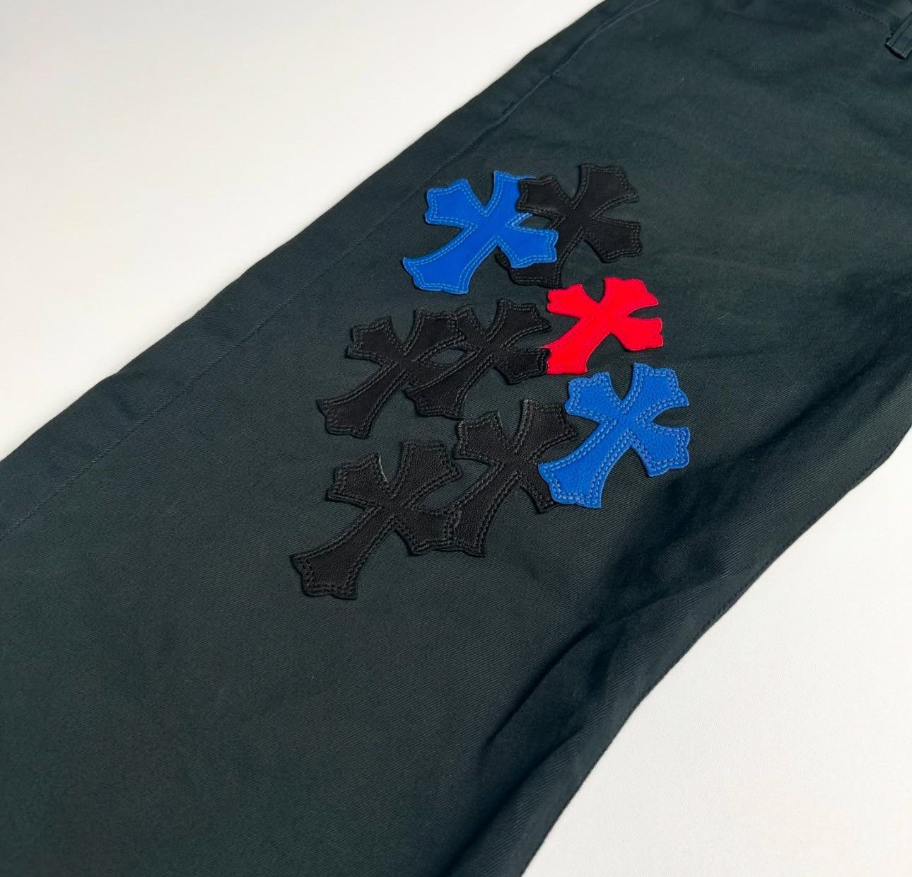 Chrome Hearts Chrome hearts spider man chinos Size US 33 - 4 Thumbnail
