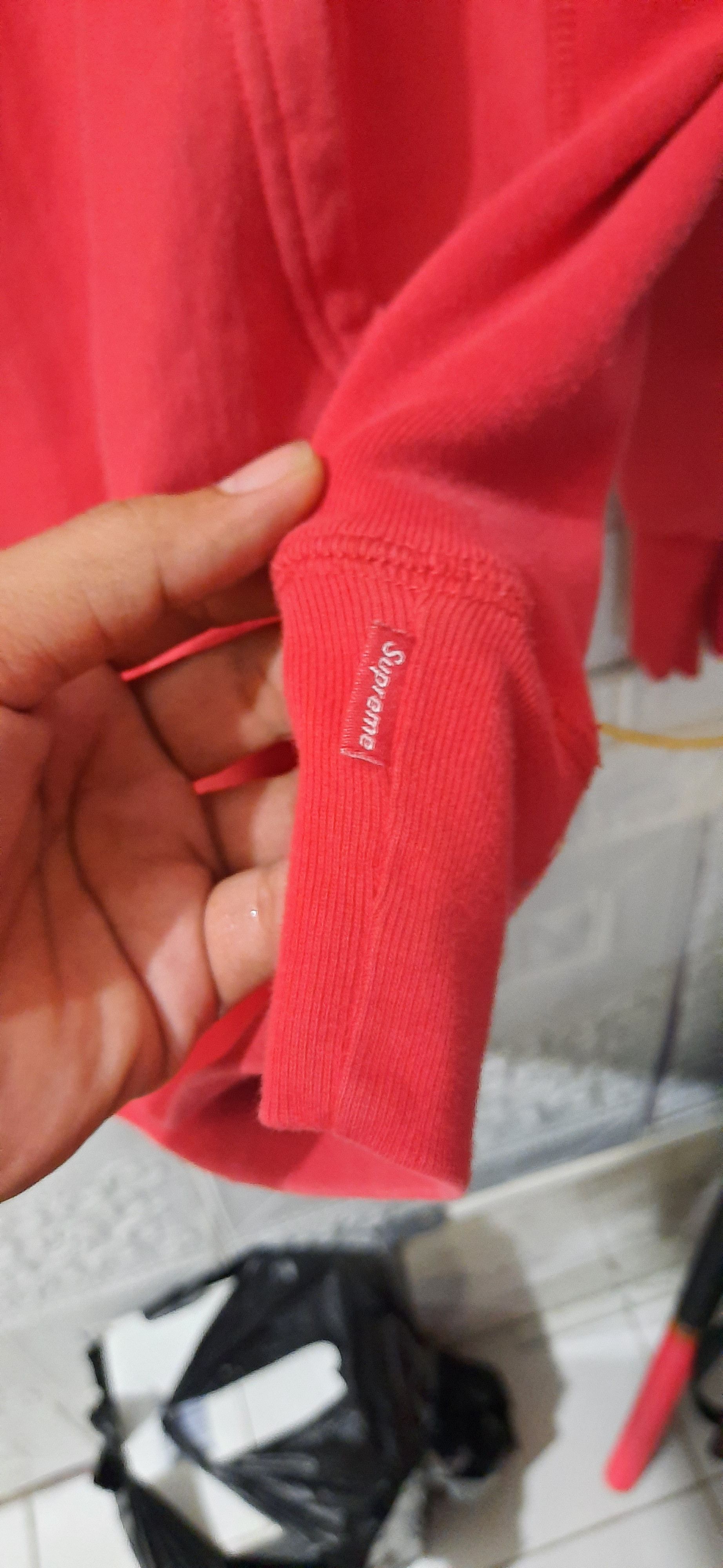 Supreme Supreme Motion Logo Size US L / EU 52-54 / 3 - 12 Thumbnail
