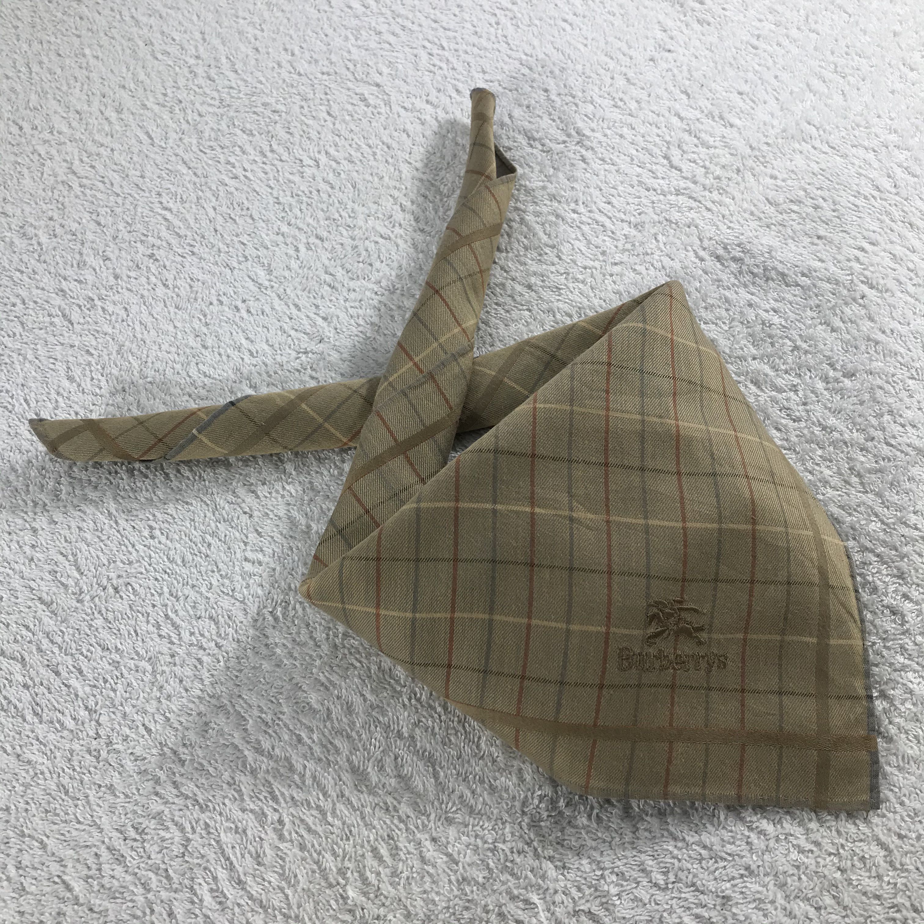 Burberry × Vintage Burberry Bandana / Handkerchief / Neckerchief - S324 Size ONE SIZE - 4 Thumbnail