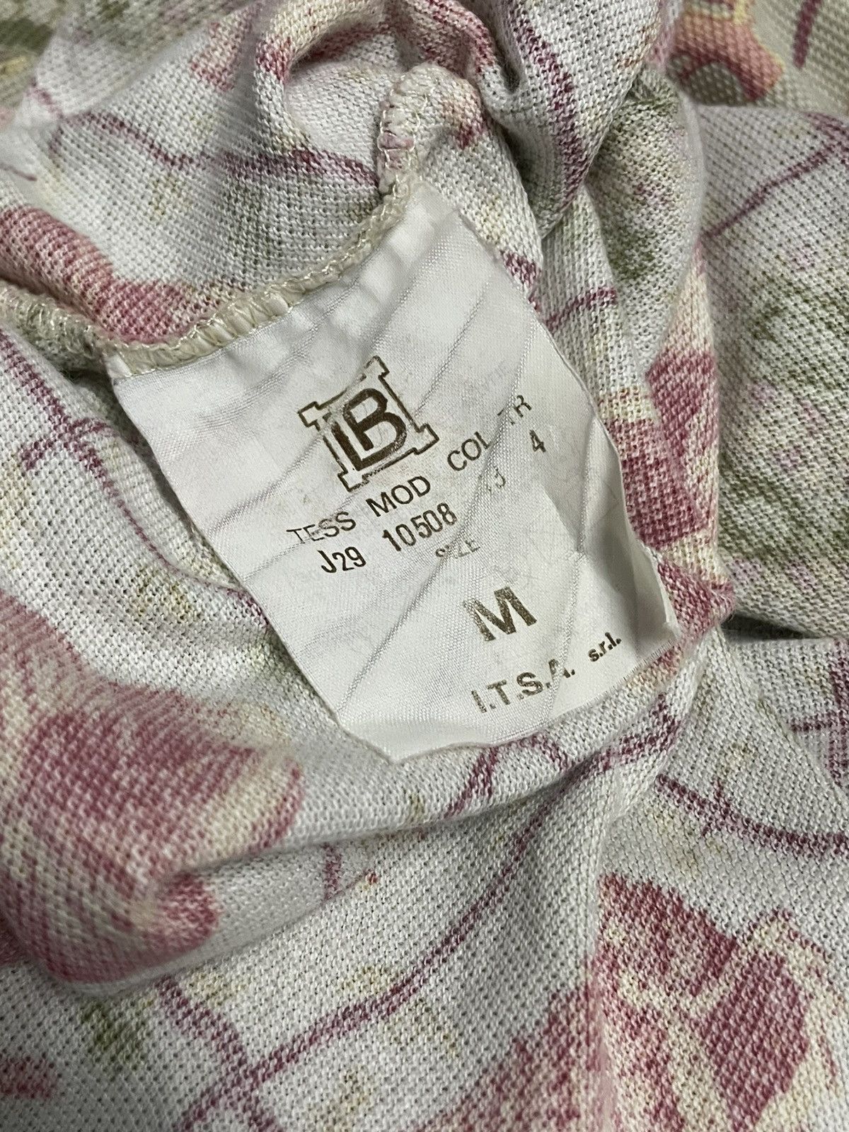 Laura Biagiotti Vintage 1990s Designer Laura Biagiotti Fullprint Nature Tee Size US M / EU 48-50 / 2 - 9 Thumbnail
