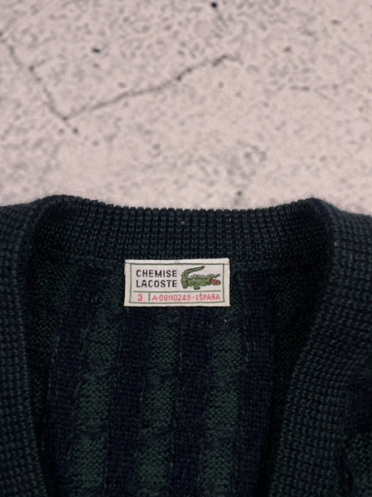 Lacoste Vintage 90s Lacoste S V-Neck Sweater – Cozy, Checked Size US S / EU 44-46 / 1 - 3 Thumbnail
