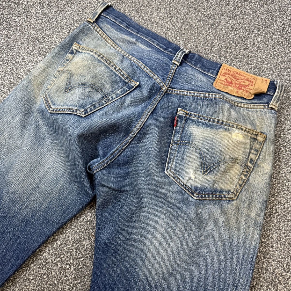 Levi's Vintage Clothing 🔥 Vintage Distressed Y2K Levis 501 Straight Denim Size US 31 - 9 Thumbnail