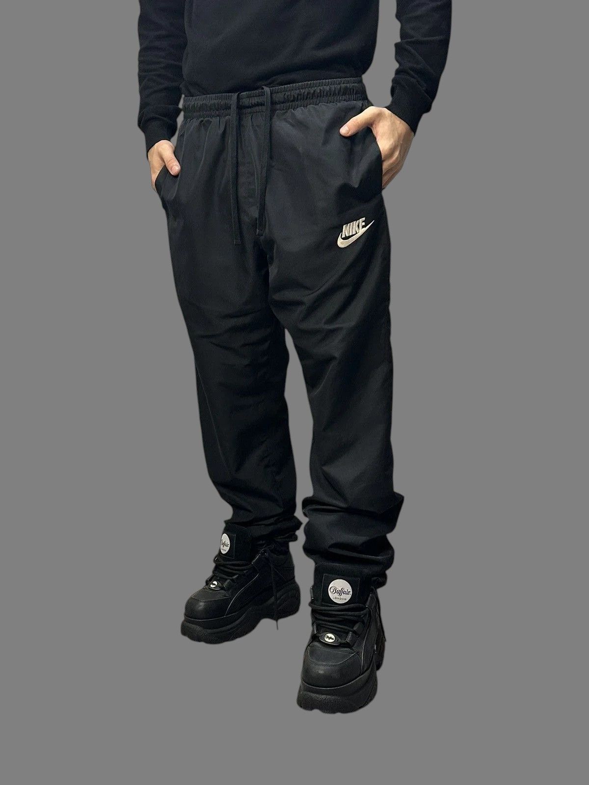 Nike Nike Black Swoosh Joggers Y2K Track Pants Minimal Size US 32 / EU 48 - 1 Thumbnail