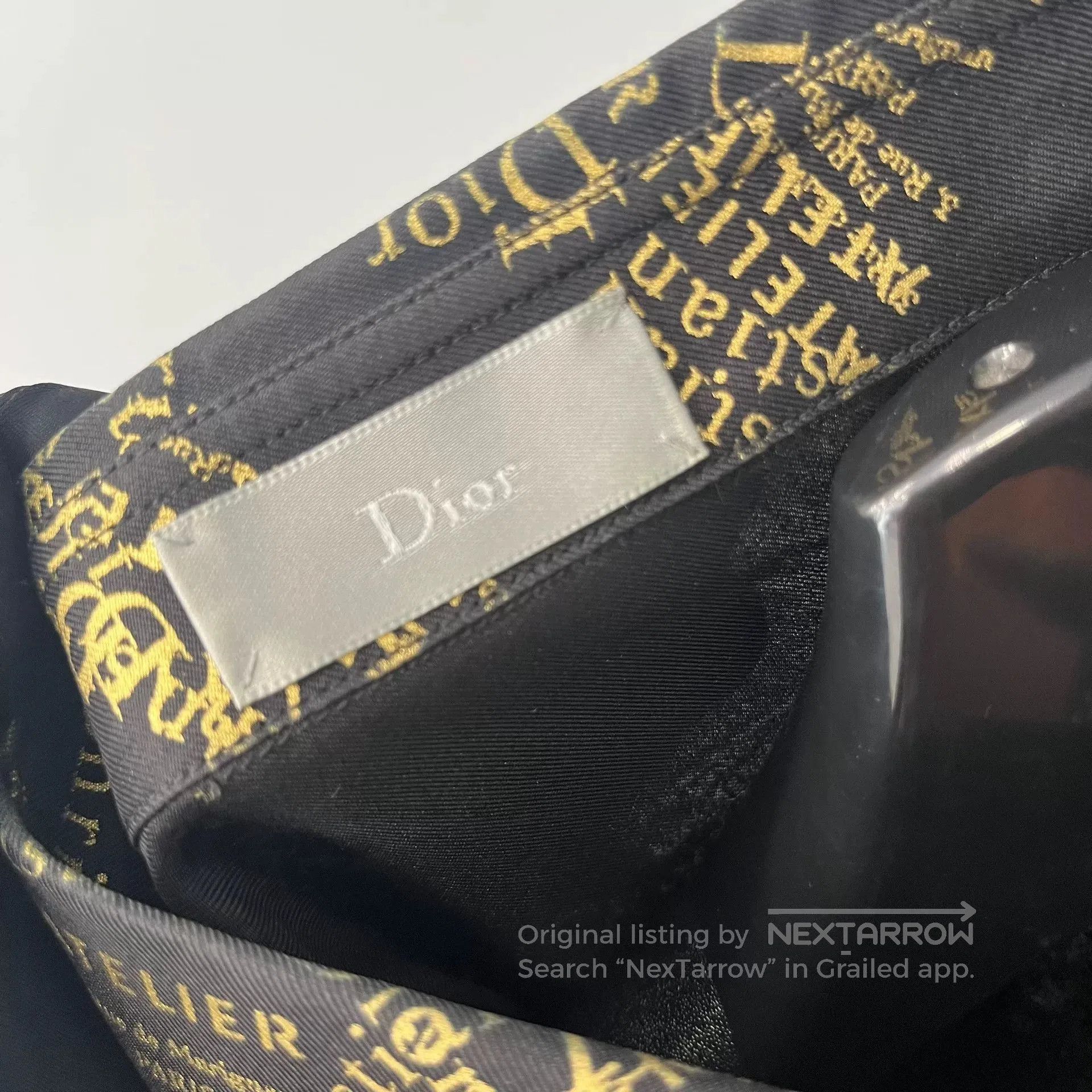 Dior dior graffiti logo long sleeve shirt. Size US M / EU 48-50 / 2 - 3 Thumbnail