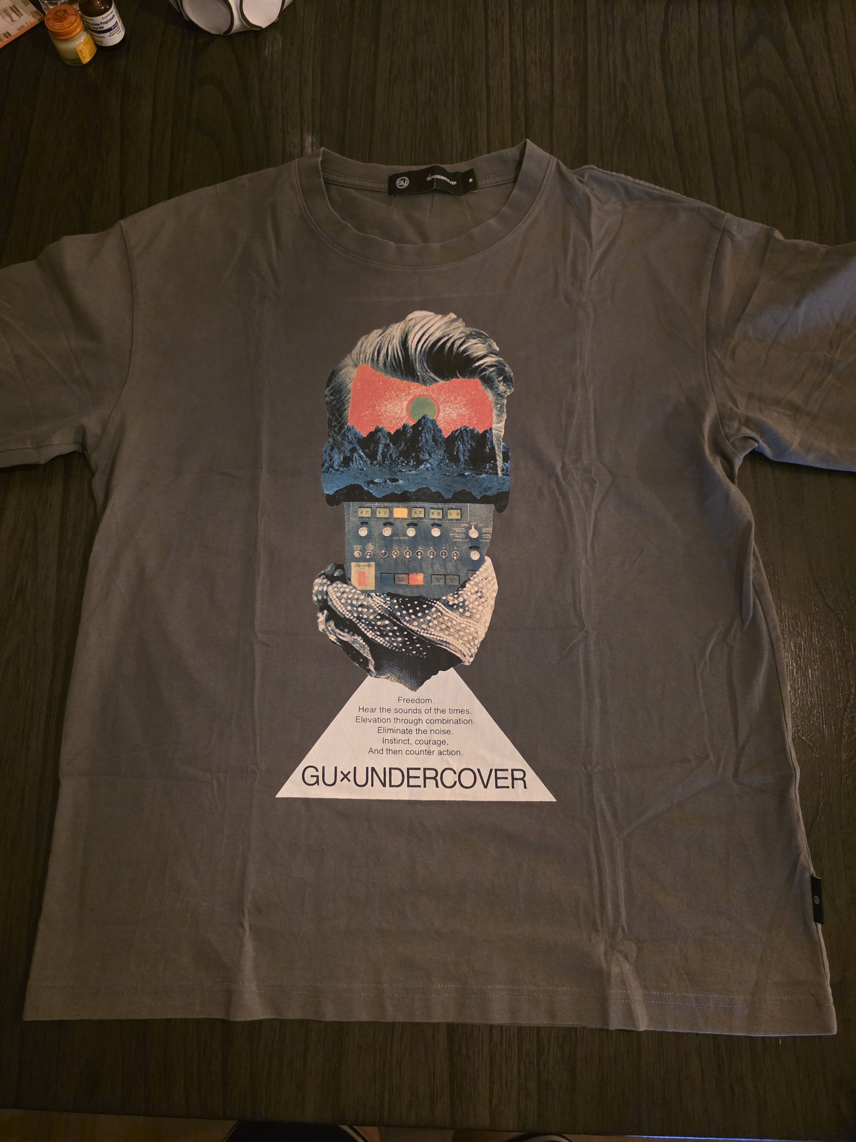 トップス Undercover UC1C9804 KOSUKE KAWAMURA MANIFESTO - BUILT FROM SCRATCH AND SHREDS: Undercover x