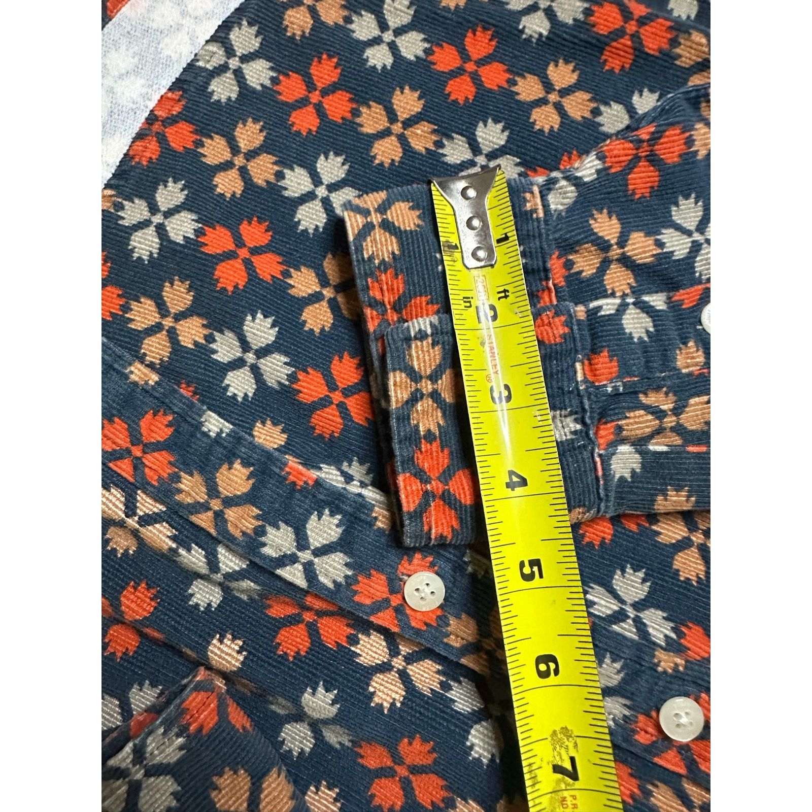 Poler Poler Corduroy Button Down Shirt Size M Bear Paw Print Camp Size US M / EU 48-50 / 2 - 5 Thumbnail