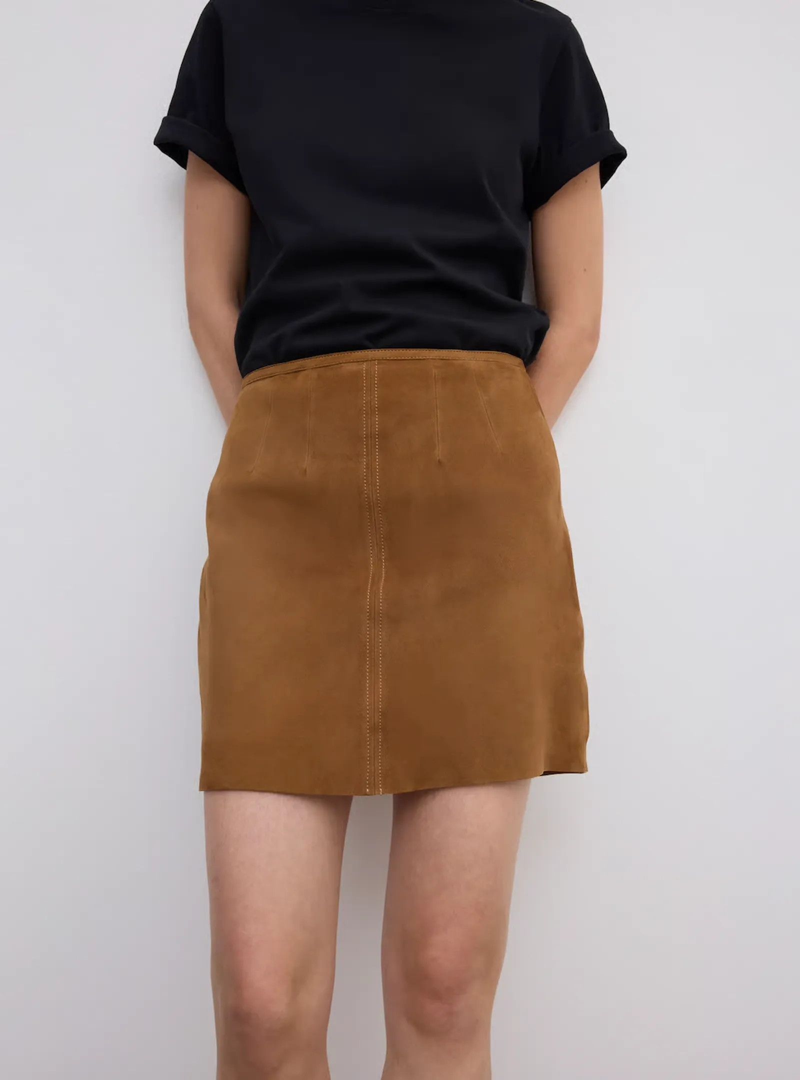 Dagmar Dagmar Suede mini skirt Skirt Size 28" / US 6 / IT 42 - 1 Thumbnail