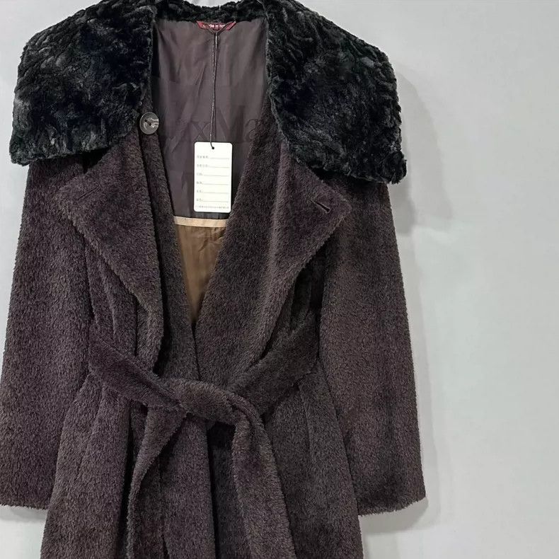 Max Mara Max Mara Brown alpaca coat with large fur collar Size S / US 4 / IT 40 - 1 Thumbnail