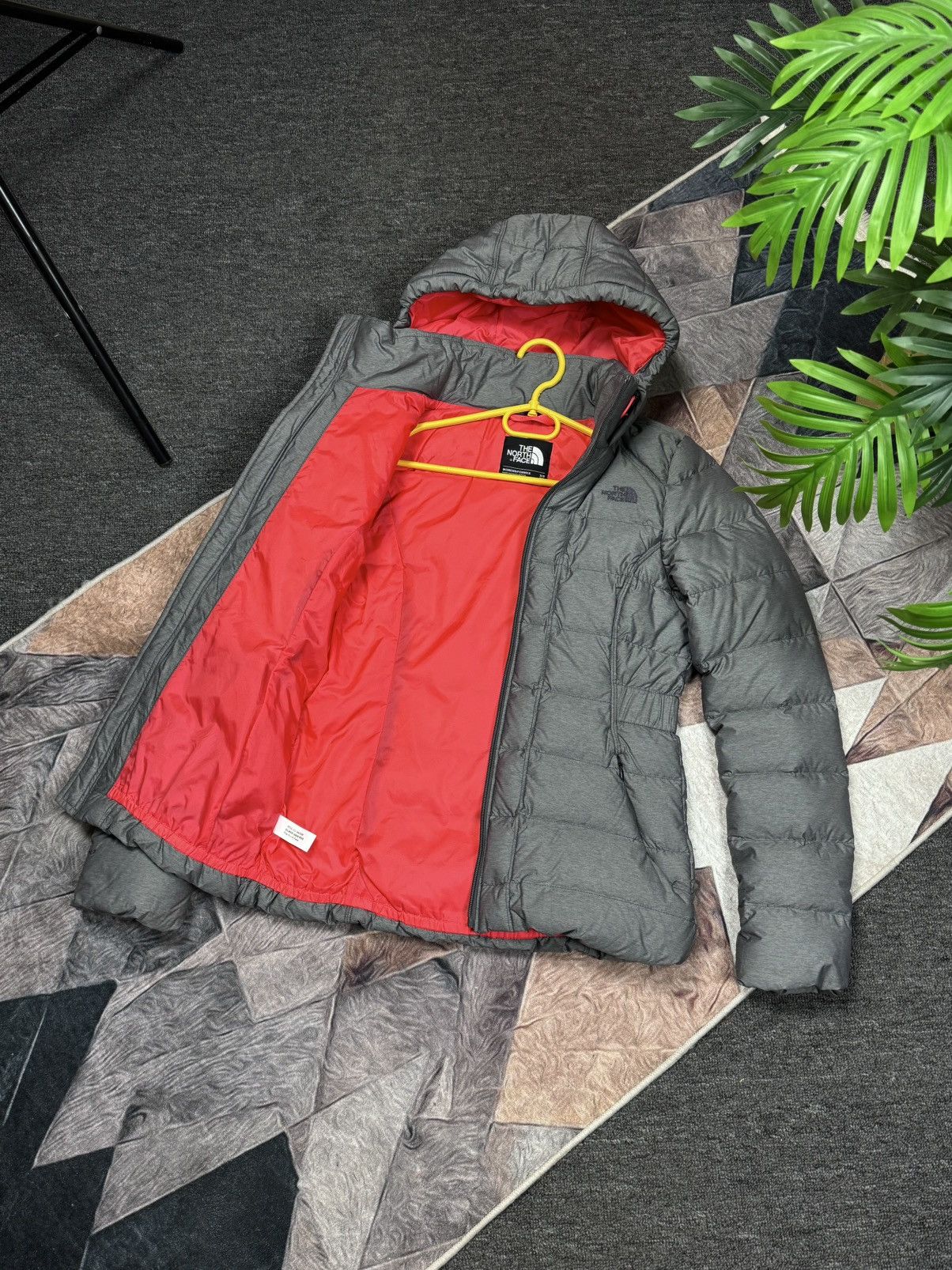 The North Face THE NORTH FACE 550 DOWN JACKET PUFFER WOMANS Y2K STREETWEAR Size XS / US 0-2 / IT 36-38 - 5 Thumbnail