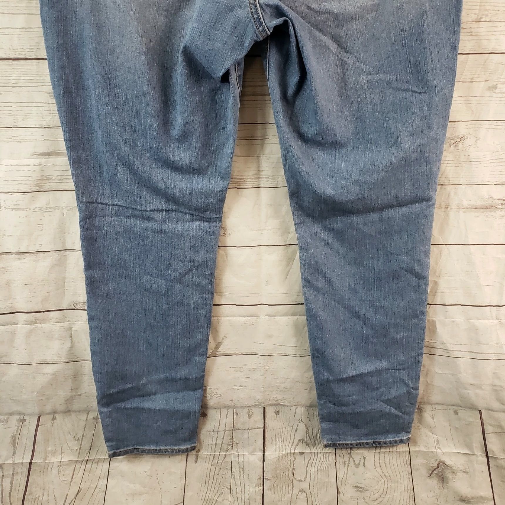 Old Navy Old Navy Womens Super Skinny Jeans Sz 16 Blue Light Wash High Rise - Jeans - 16 - Blue - Skinny - Womens Size 38" / US 16 / IT 52 - 5 Thumbnail