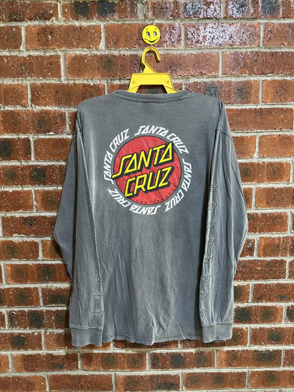 Santa Cruz Skateboards Vintage Santa Cruz Long Sleeve Faded Tee Size US L / EU 52-54 / 3 - 1 Thumbnail