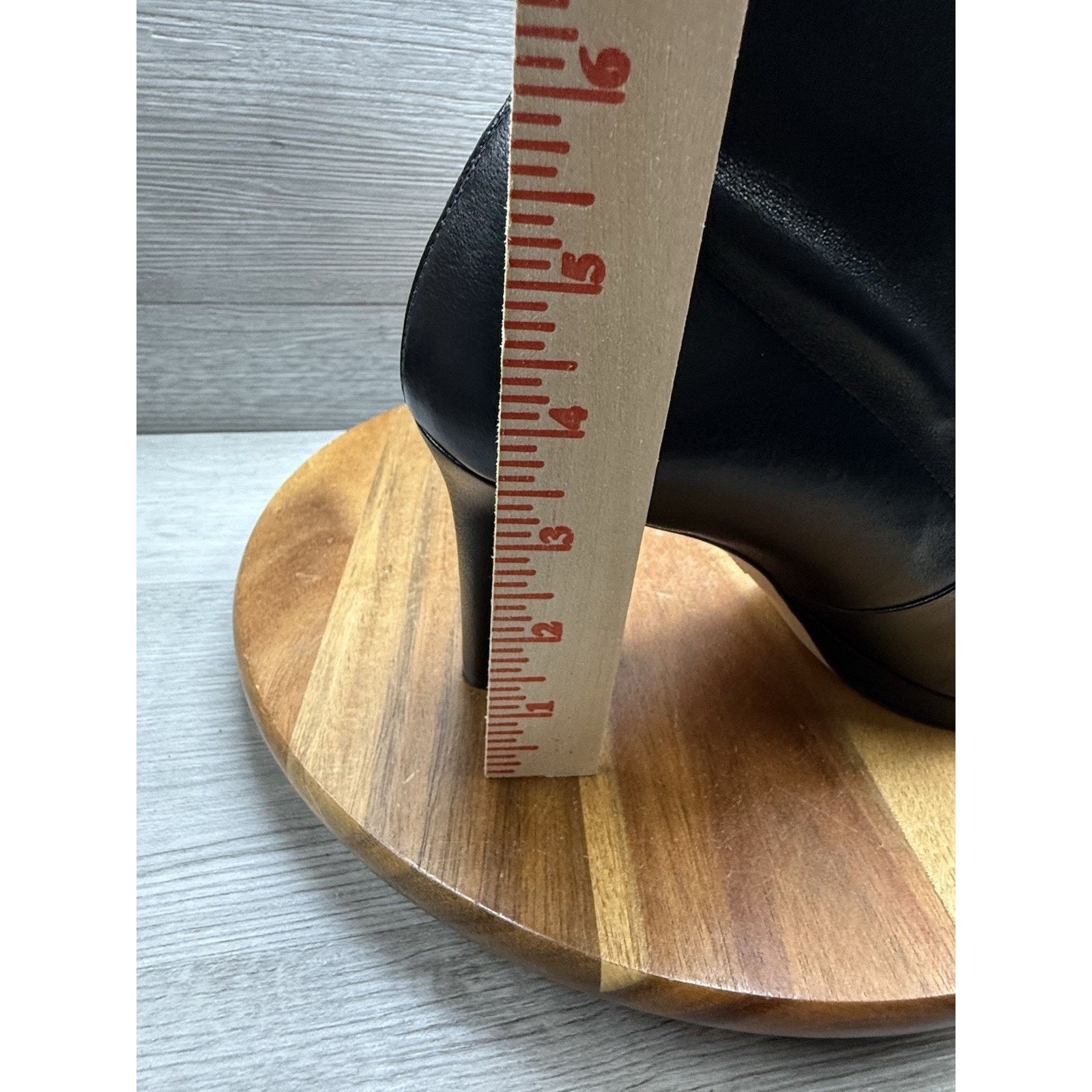 Stuart Weitzman STUART WEITZMAN ARDENT BACK-TIE STRETCH LEATH KNEE Size 8.5 Size US 8.5 / IT 38.5 - 8 Thumbnail