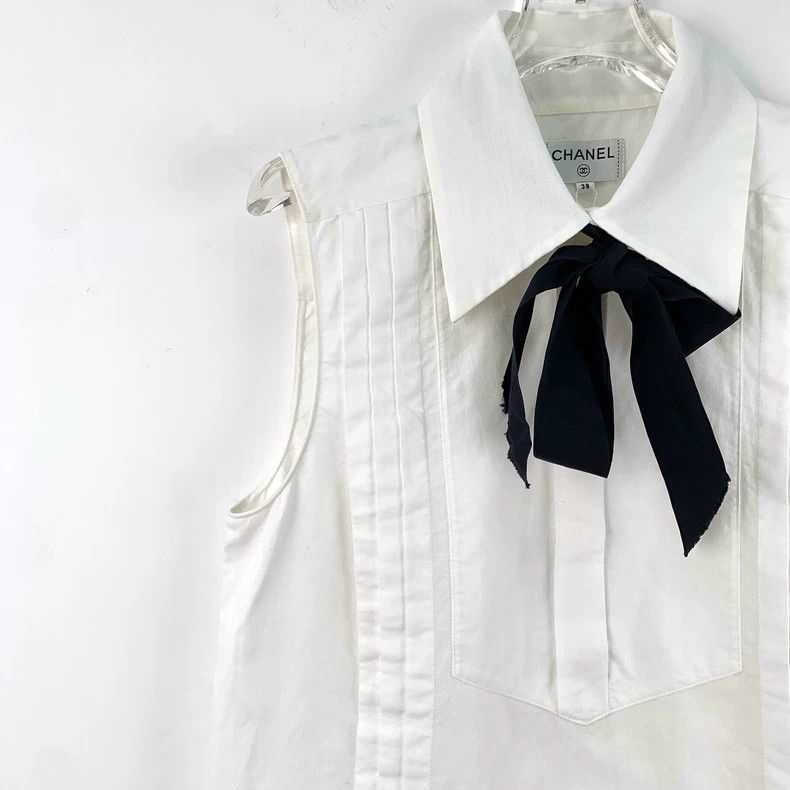 Chanel Chanel White bow linen lapel sleeveless shirt Size XS / US 0-2 / IT 36-38 - 3 Thumbnail