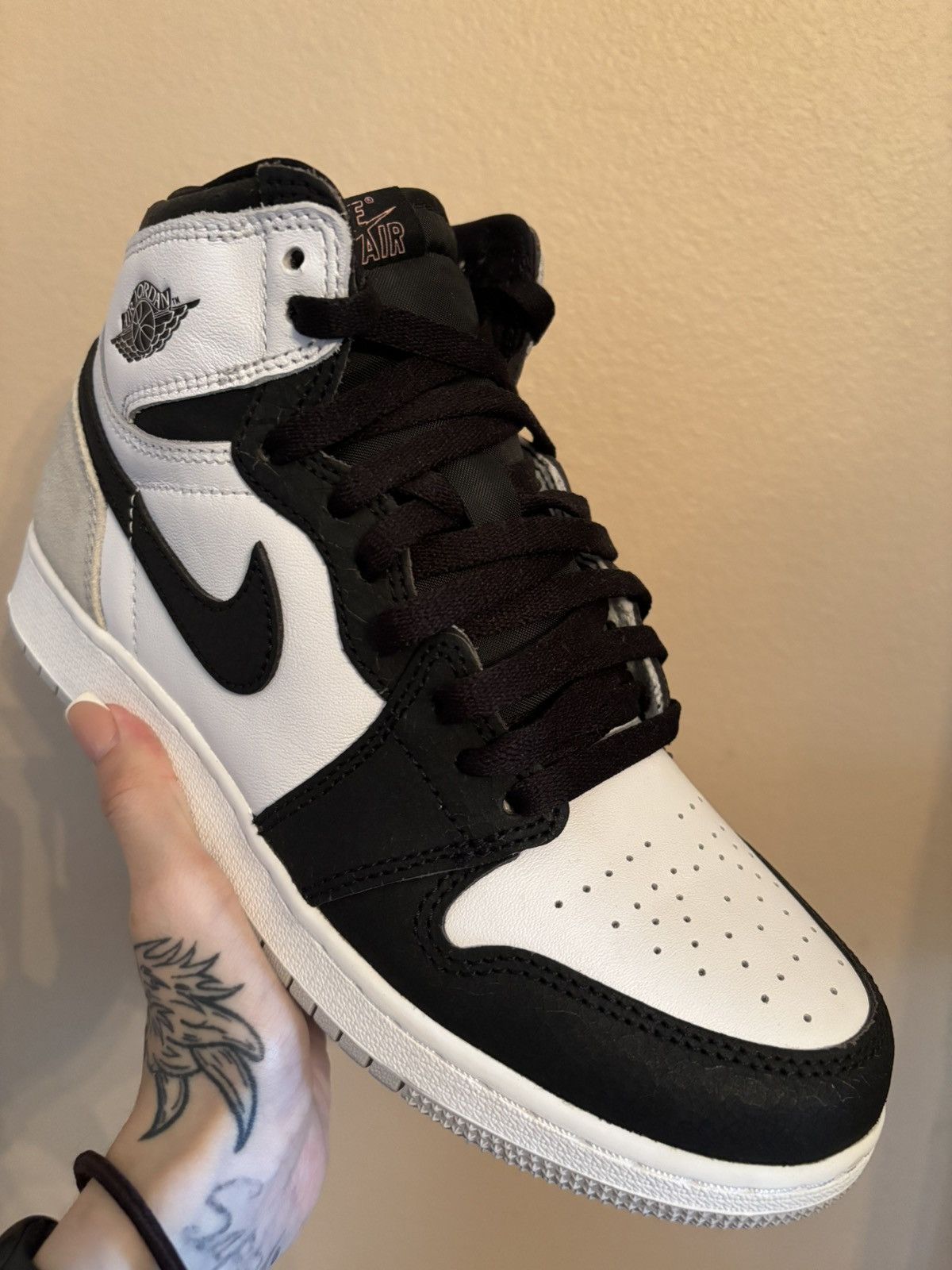Jordan Brand Air Jordan 1 Retro High OG GS ‘Stage Haze' Size US 6.5 / EU 39-40 - 2 Thumbnail