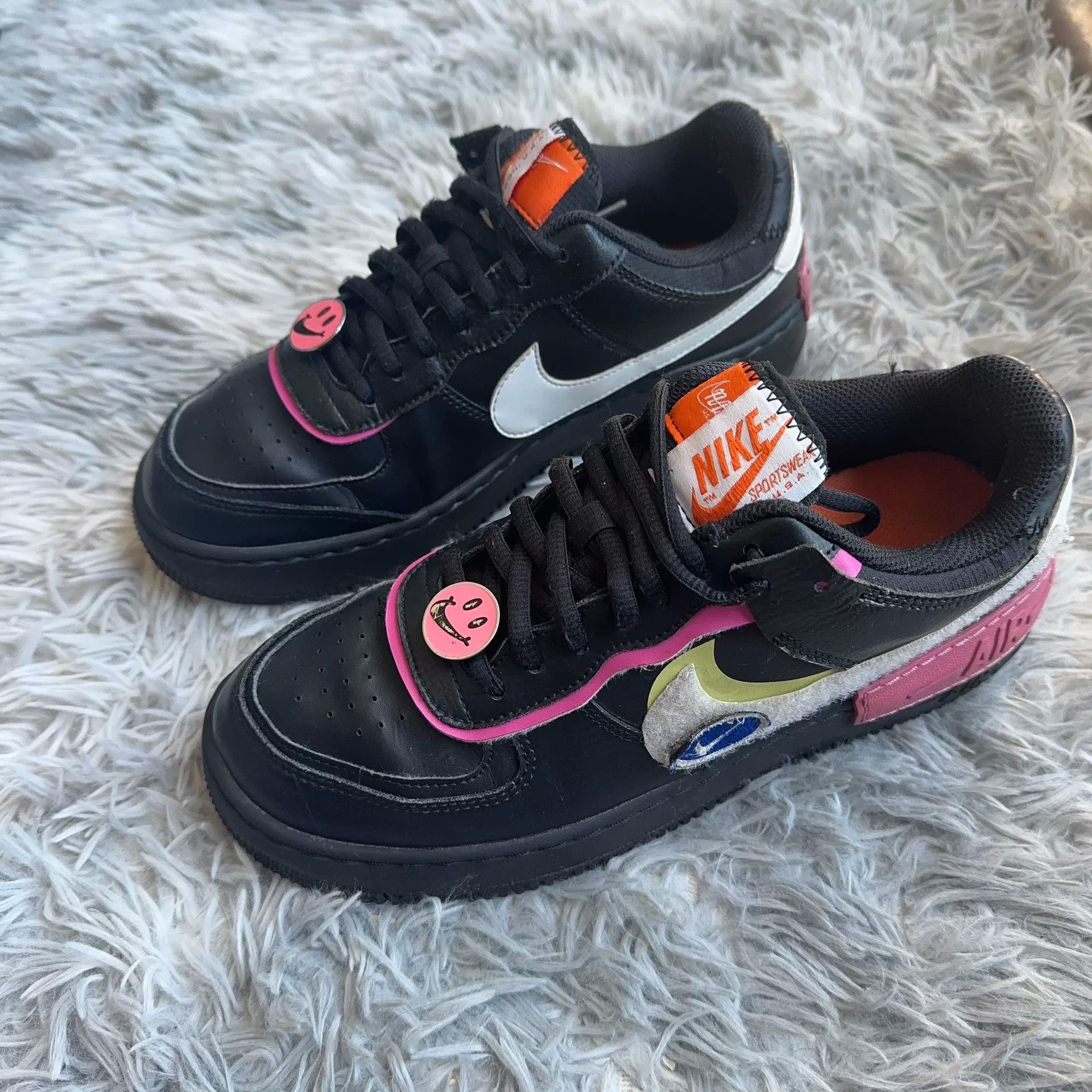 Nike Nike Pink Lowtop Sneakers 40 Men Size US 7.5 / EU 40-41 - 1 Thumbnail