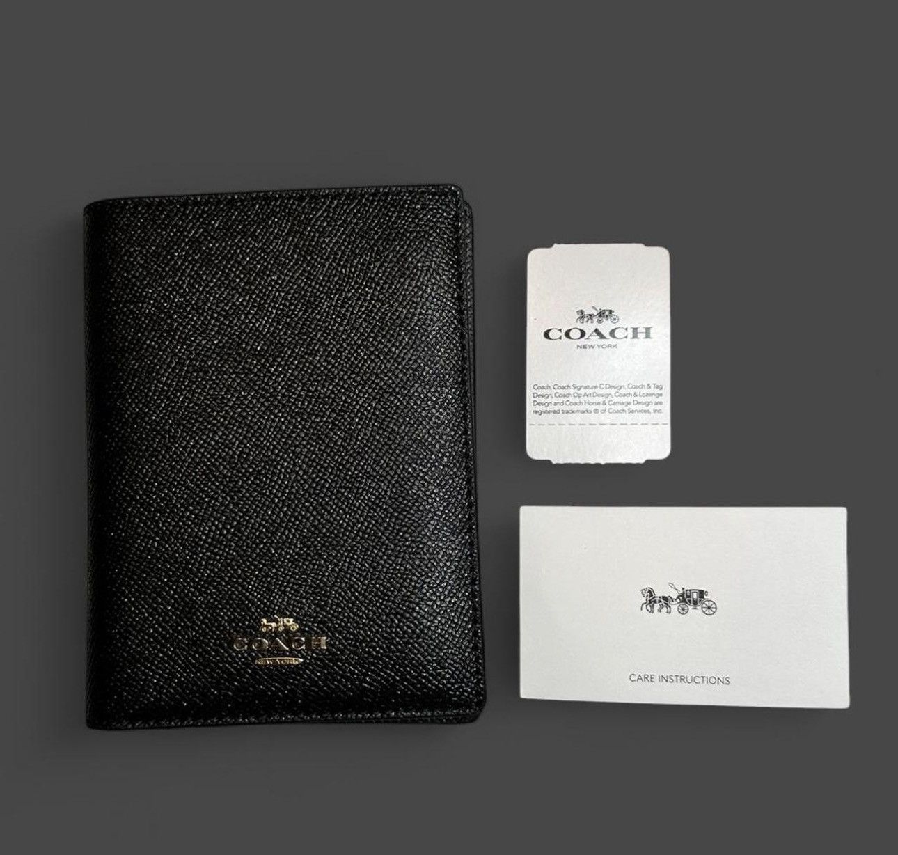 Coach 🖤 Authentic Coach Crossgrain Leather Passport Case Size ONE SIZE - 3 Thumbnail