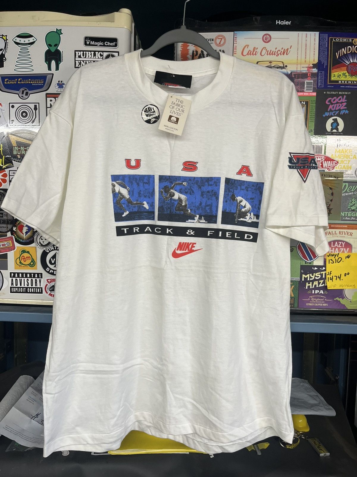 Nike Vintage 90s Nike Track & Field Made In USA Tee Size US L / EU 52-54 / 3 - 1 Thumbnail