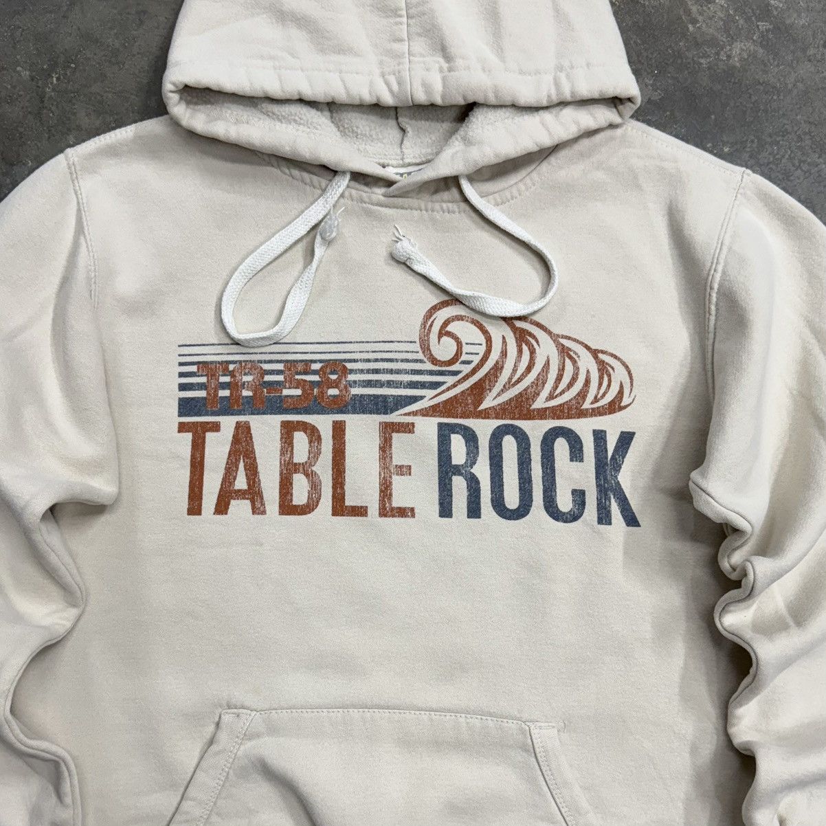 Jerzees Vintage MV Sport Table Rock Graphic Fleece Hoodie Size US S / EU 44-46 / 1 - 1 Thumbnail