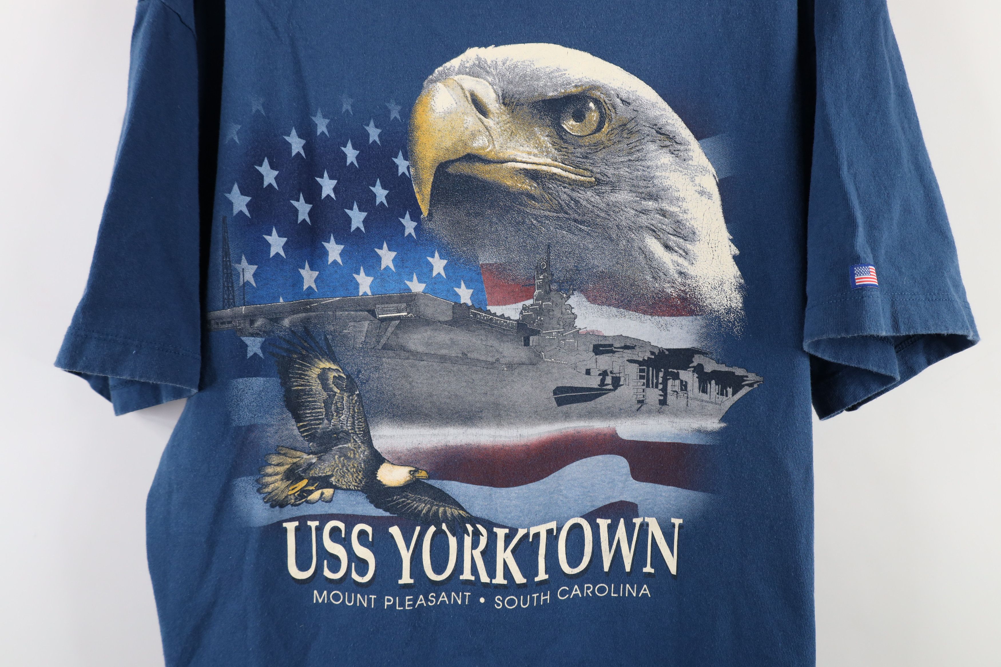 Vintage Vintage 90s Out USS Yorktown Eagle Military Ship T-Shirt USA Size US XL / EU 56 / 4 - 5 Thumbnail