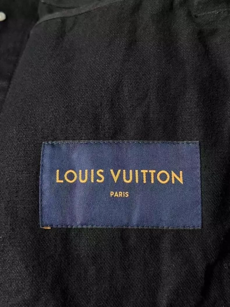 Louis Vuitton Louis Vuitton DNA instruction listing denim jacket Size US M / EU 48-50 / 2 - 4 Thumbnail