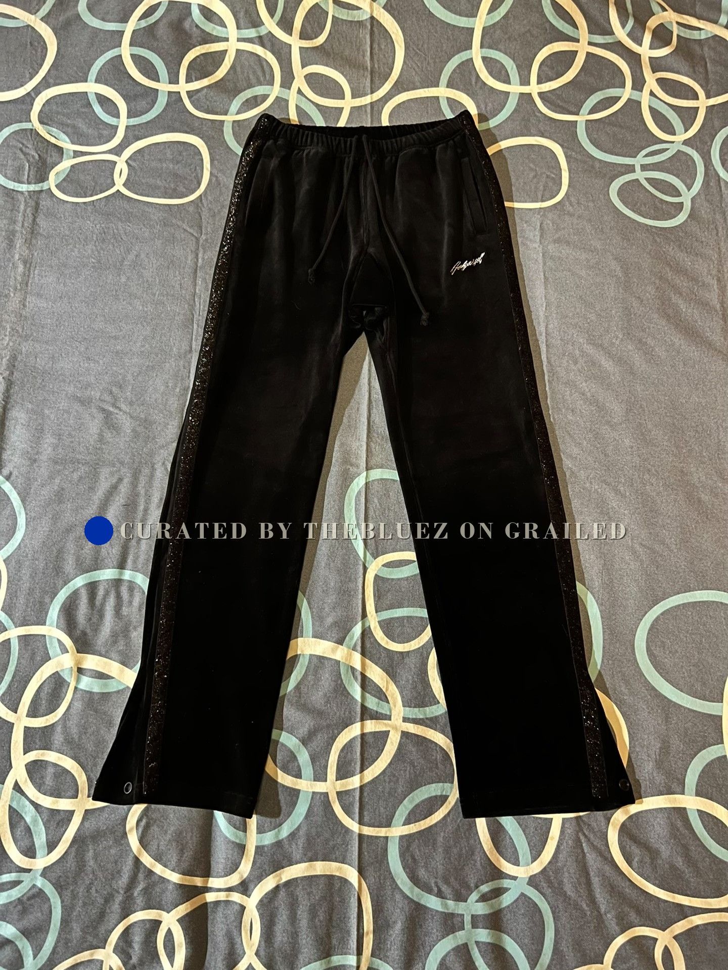 Askyurself Askyurself Velvet Sequin Side Casual Pants Size US 30 / EU 46 - 1 Thumbnail
