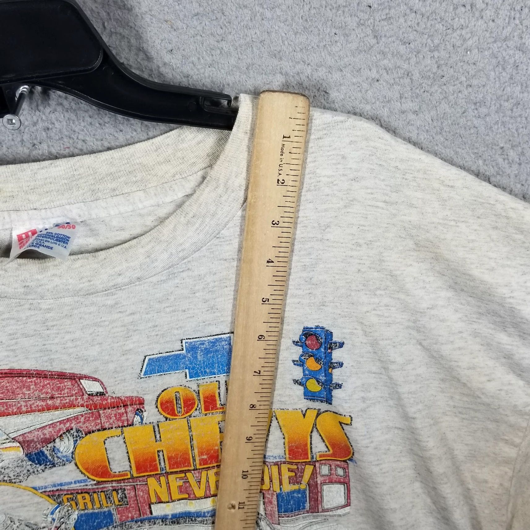 Hanes Vintage Chevy Shirt Mens Extra Large Gray Old Chevys Never Die 50/50 USA 90s Size US XL / EU 56 / 4 - 4 Thumbnail