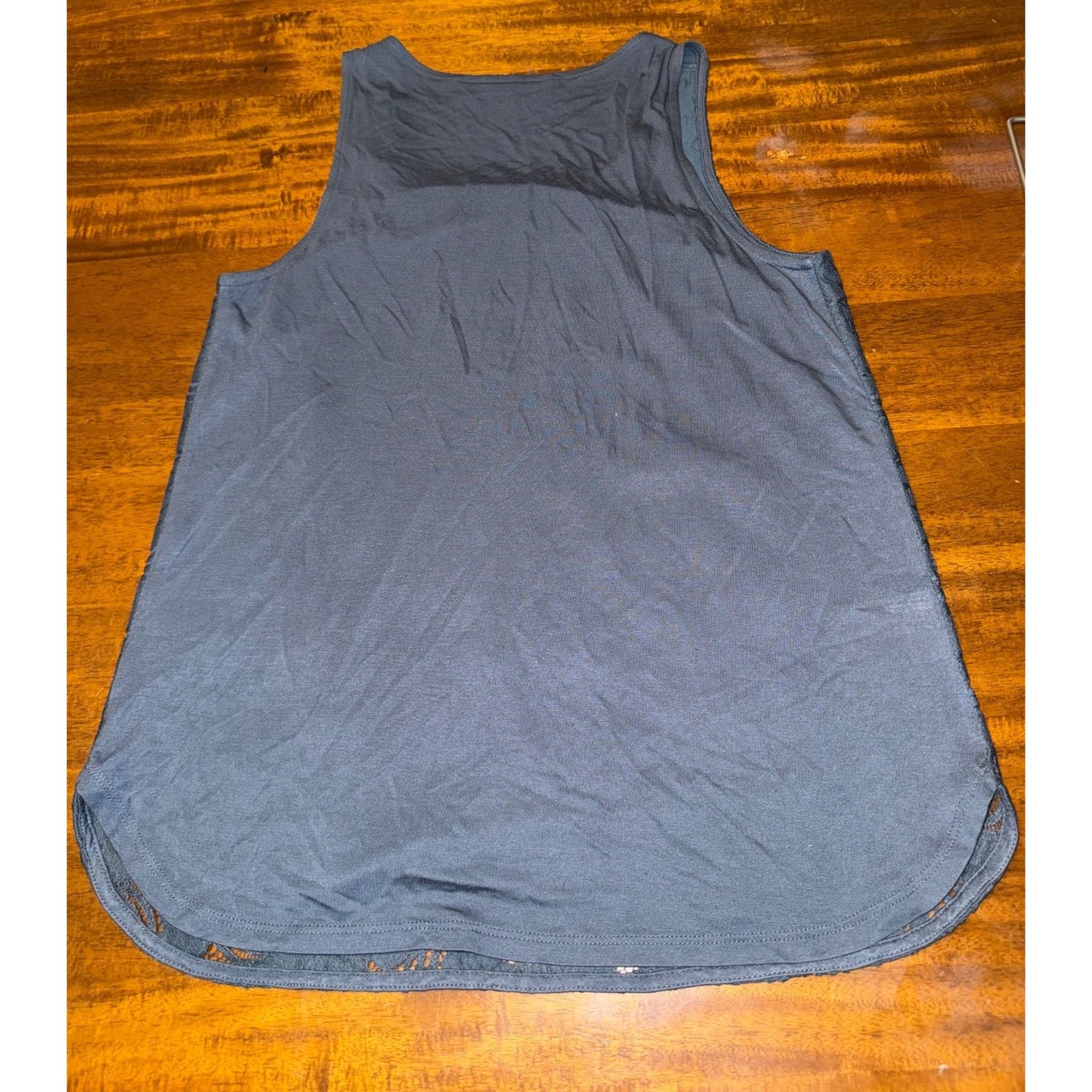 Loft Ann Taylor Loft Blue Lace Sleeveless Tank Top Womens Size B Size XS / US 0-2 / IT 36-38 - 2 Thumbnail