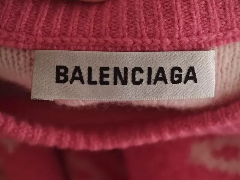 Balenciaga Balenciaga Pink Barrage Printed Logo Sweater Size US S / EU 44-46 / 1 - 2 Thumbnail