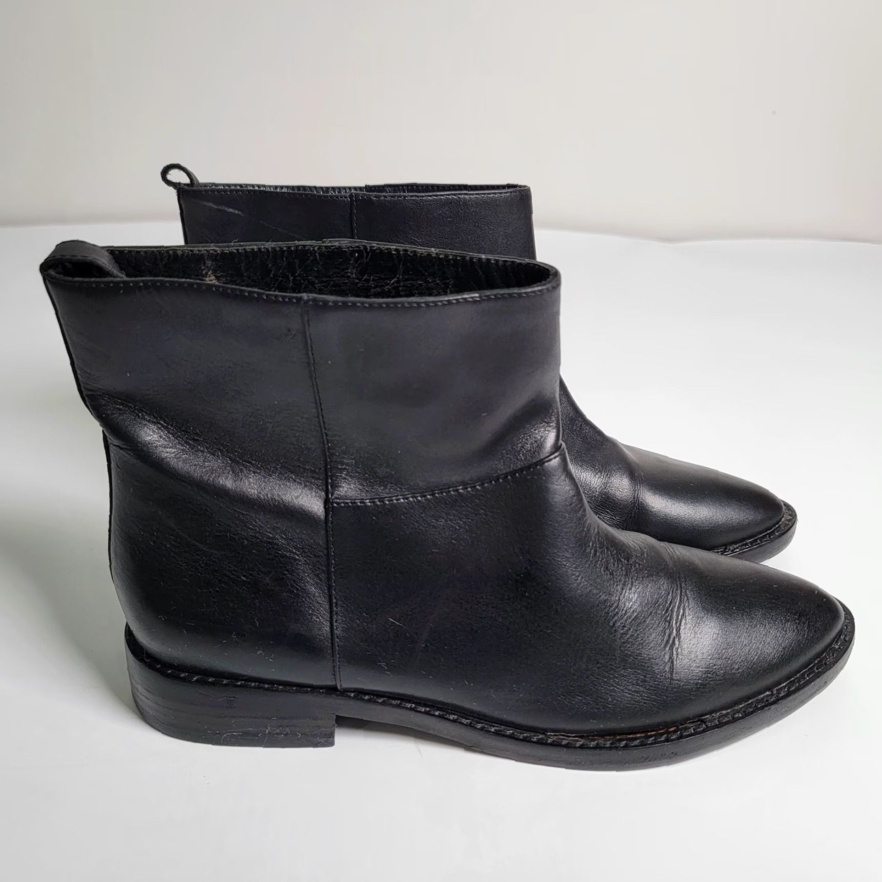 Vintage Theyskens’ Theory Black Boots Ankle Flat Boot Mid-Calf Leather Non-Slip Italy 8M Womens Fall Winter EU 38.5 Casual Shoes Size US 8 / IT 38 - 4 Thumbnail