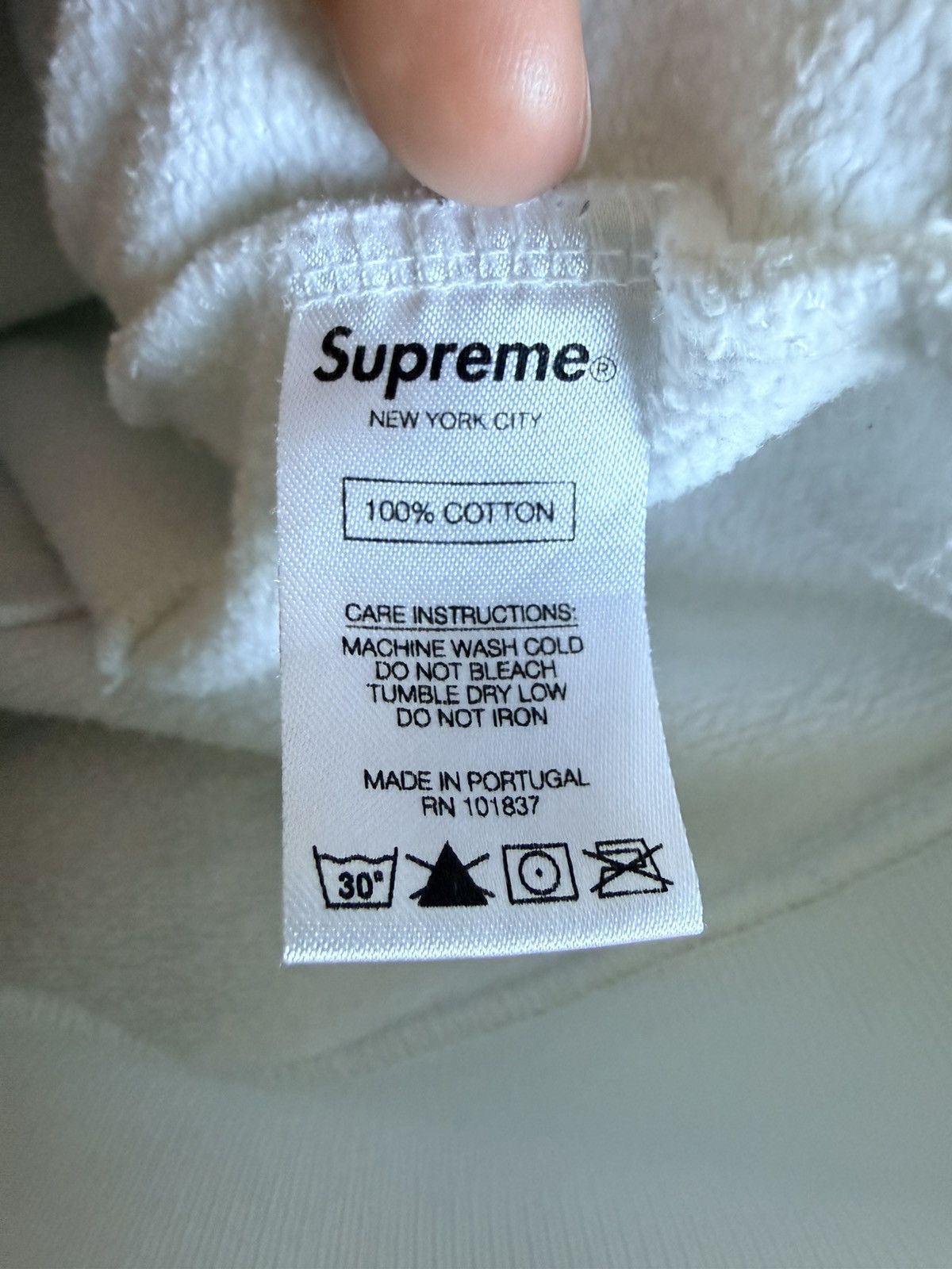 Supreme Supreme Comme des Garcons CDG Split Box Logo Hoodie Size M Size US M / EU 48-50 / 2 - 5 Thumbnail