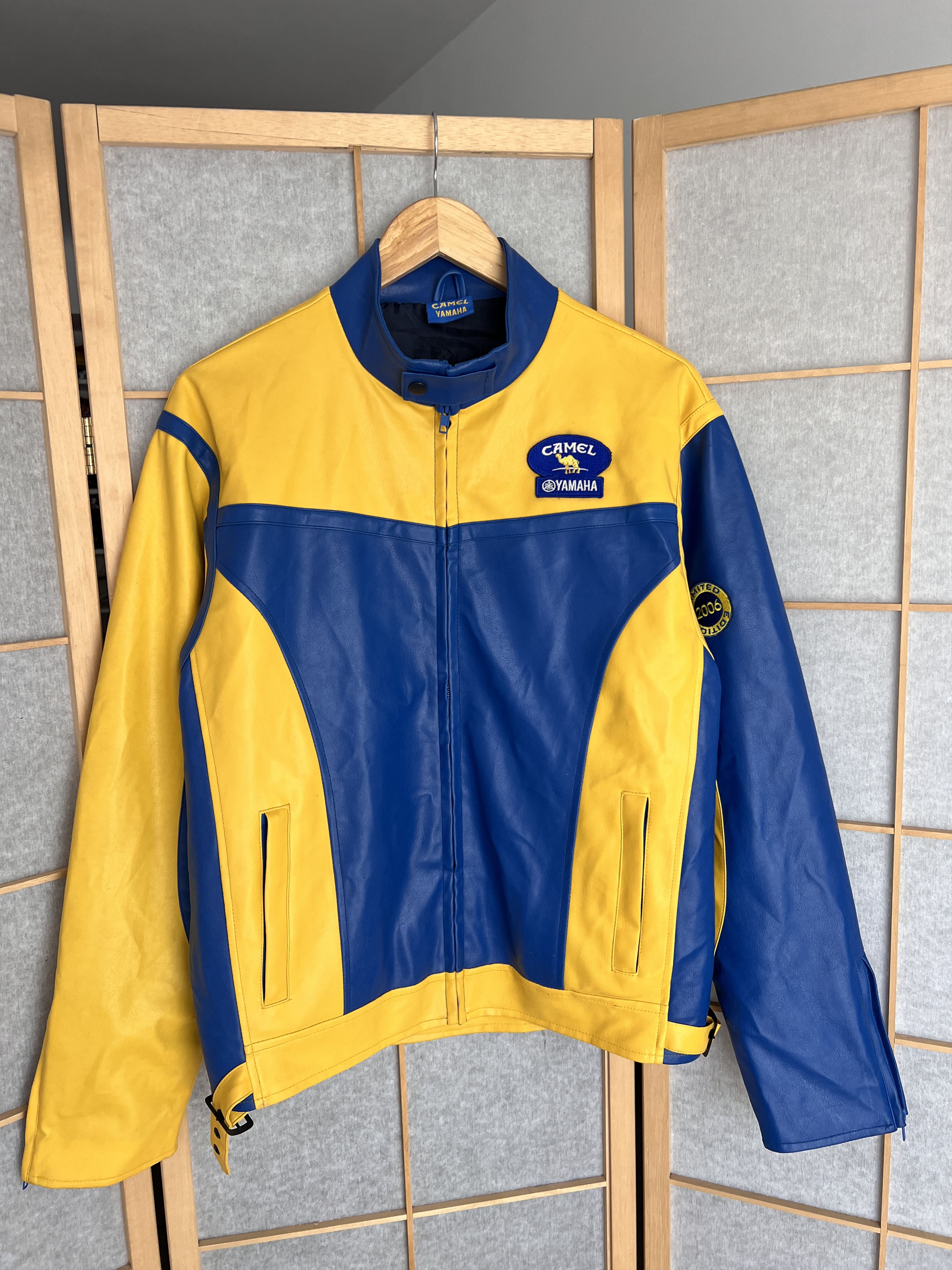 Camel Crazy! 2006 Camel x Yamaha Leather Jacket limited edition Size US L / EU 52-54 / 3 - 10 Thumbnail