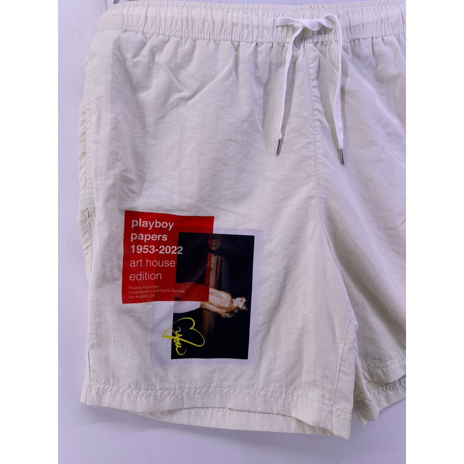 Playboy Playboy Outfit White Shorts And Black Tshirt Size Large Size US 32 / EU 48 - 3 Thumbnail