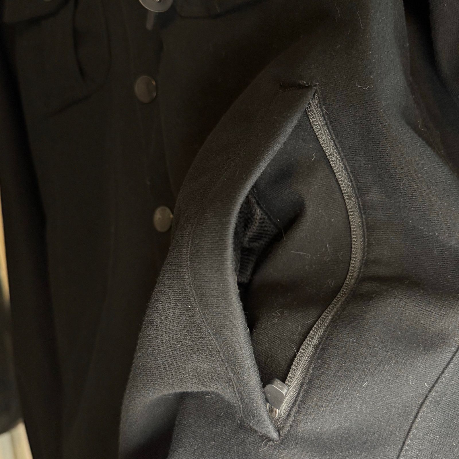 Saga Outerwear Saga Outerwear Black Zip-up Jacket size Small •Pre-Loved• Size US S / EU 44-46 / 1 - 10 Thumbnail