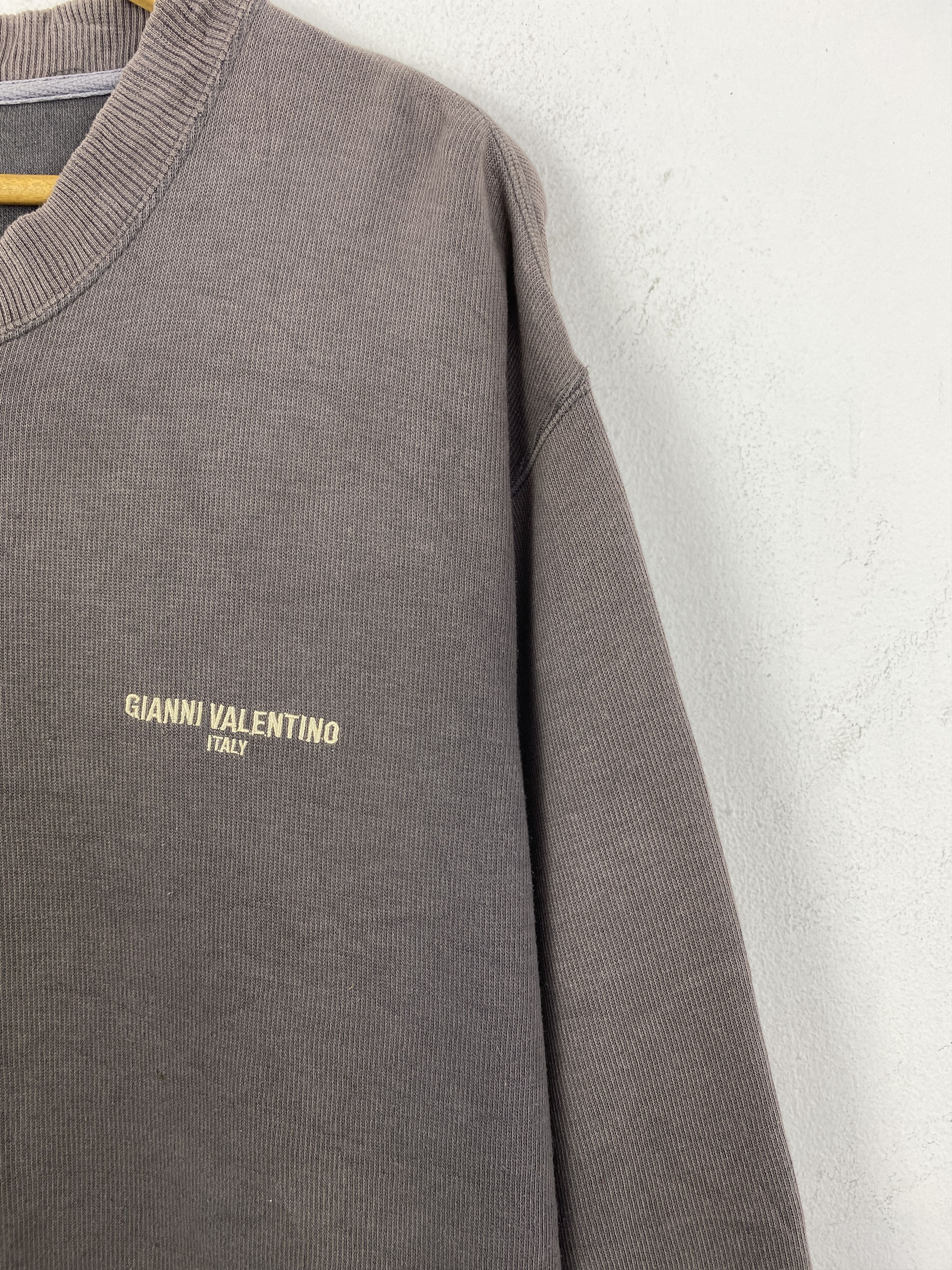 Gianni Valentino Vintage Gianni Valentino Faded Sweatshirt SH0204 Size US XL / EU 56 / 4 - 6 Thumbnail