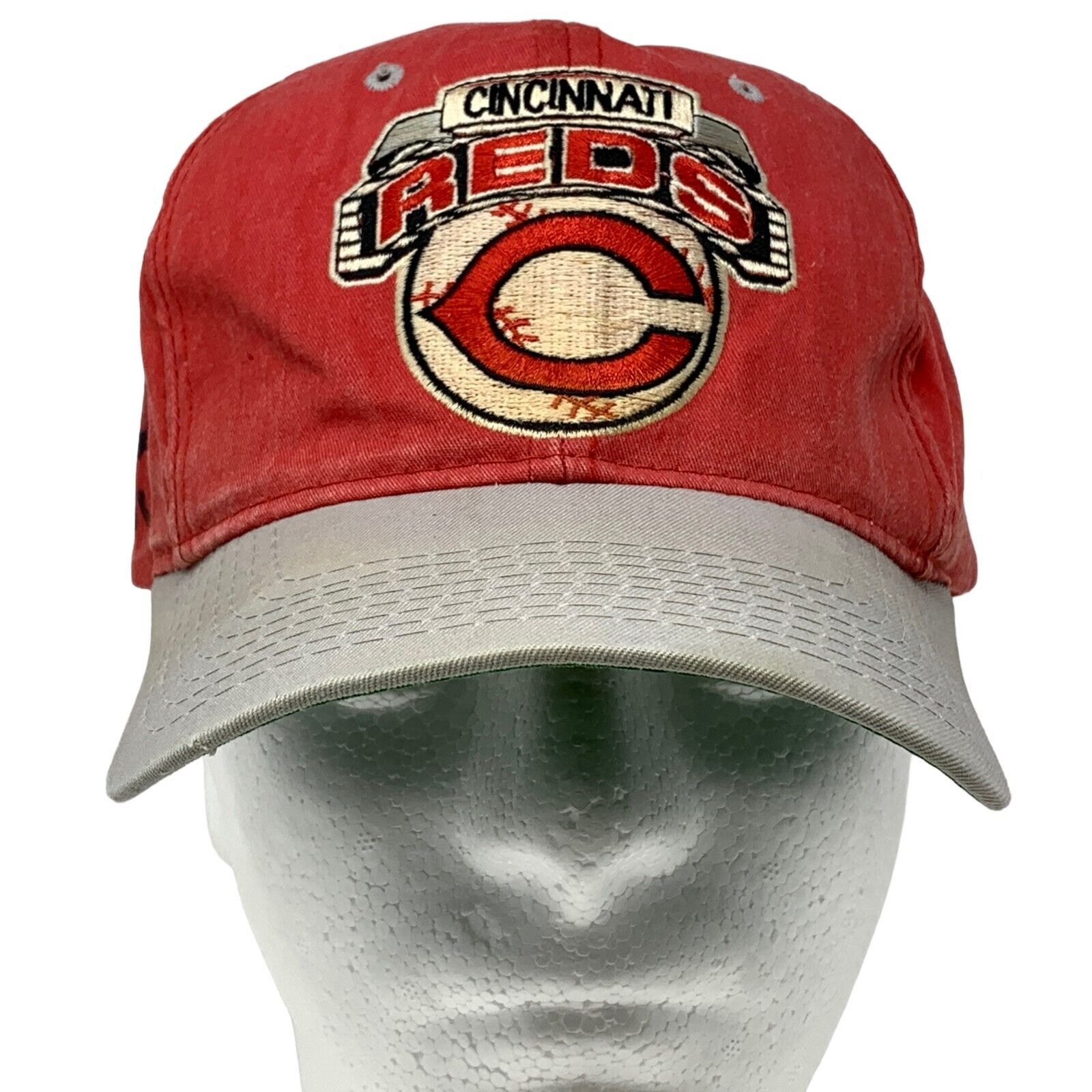 Starter Vintage 90s Cincinnati Reds Hat Baseball Cap Starter MLB Red Size ONE SIZE - 2 Thumbnail