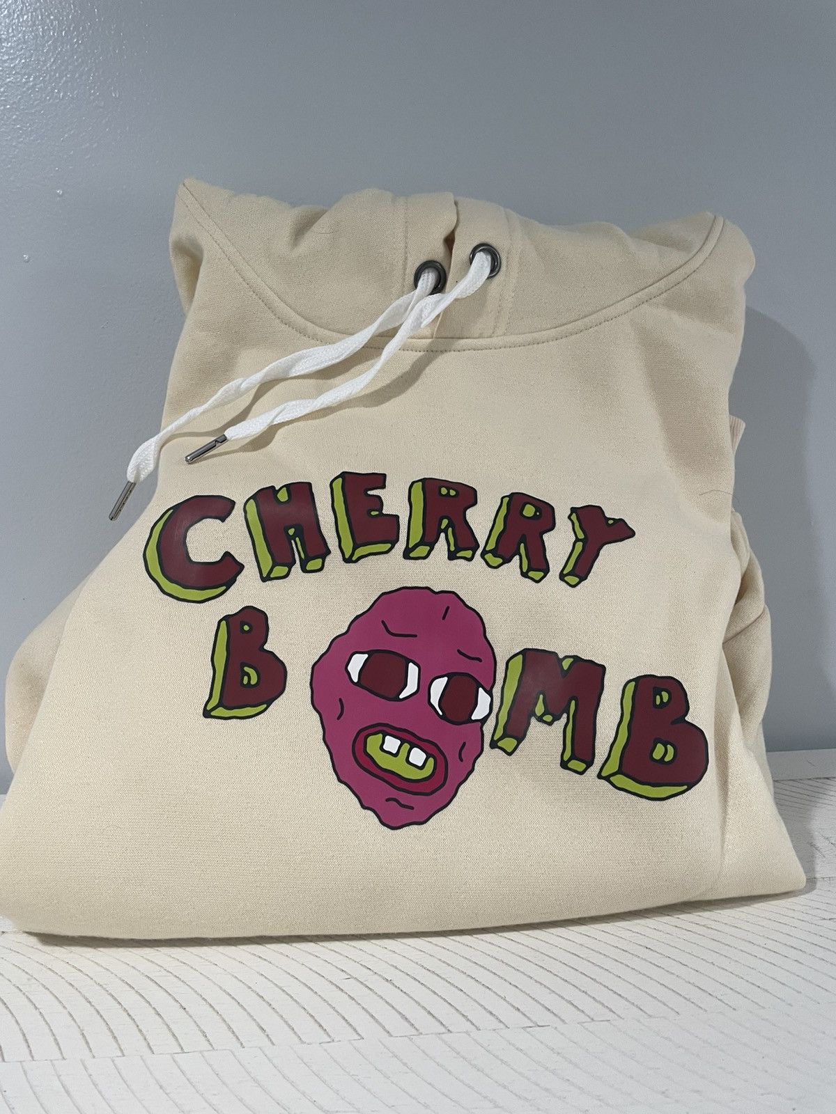 Tyler The Creator × Vintage Cherry Bomb Hoodie Cream Large Size US L / EU 52-54 / 3 - 1 Thumbnail