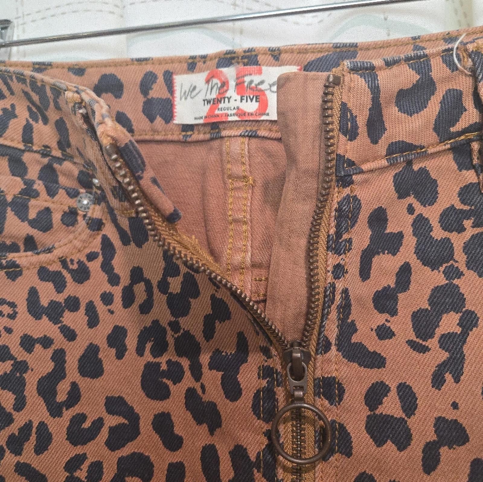 Designer We The Free Zip Up Raw Hem Skirt Size 25" / US 0 / IT 36 - 3 Thumbnail