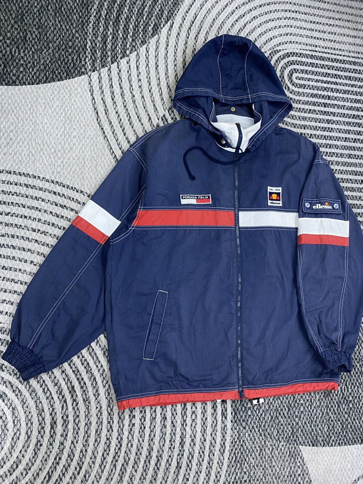 Ellesse Vtg 90s Ellesse Perugia Italia Patches Color Block Jacket Size US L / EU 52-54 / 3 - 4 Thumbnail