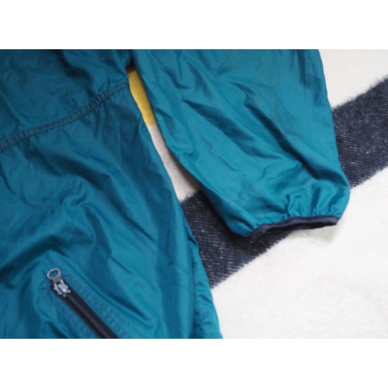 Helly Hansen VTG Helly Hansen Jacket 90s Windbreaker Hooded Zip Short XL Green Men Size US XL / EU 56 / 4 - 7 Thumbnail