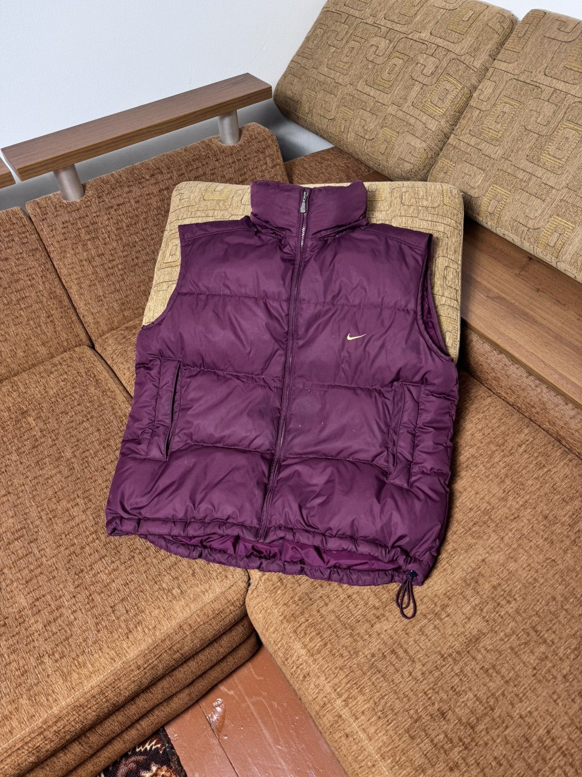 Nike Vintage Nike Burgundy Down Puffer Vest size L men’s Size US L / EU 52-54 / 3 - 1 Thumbnail