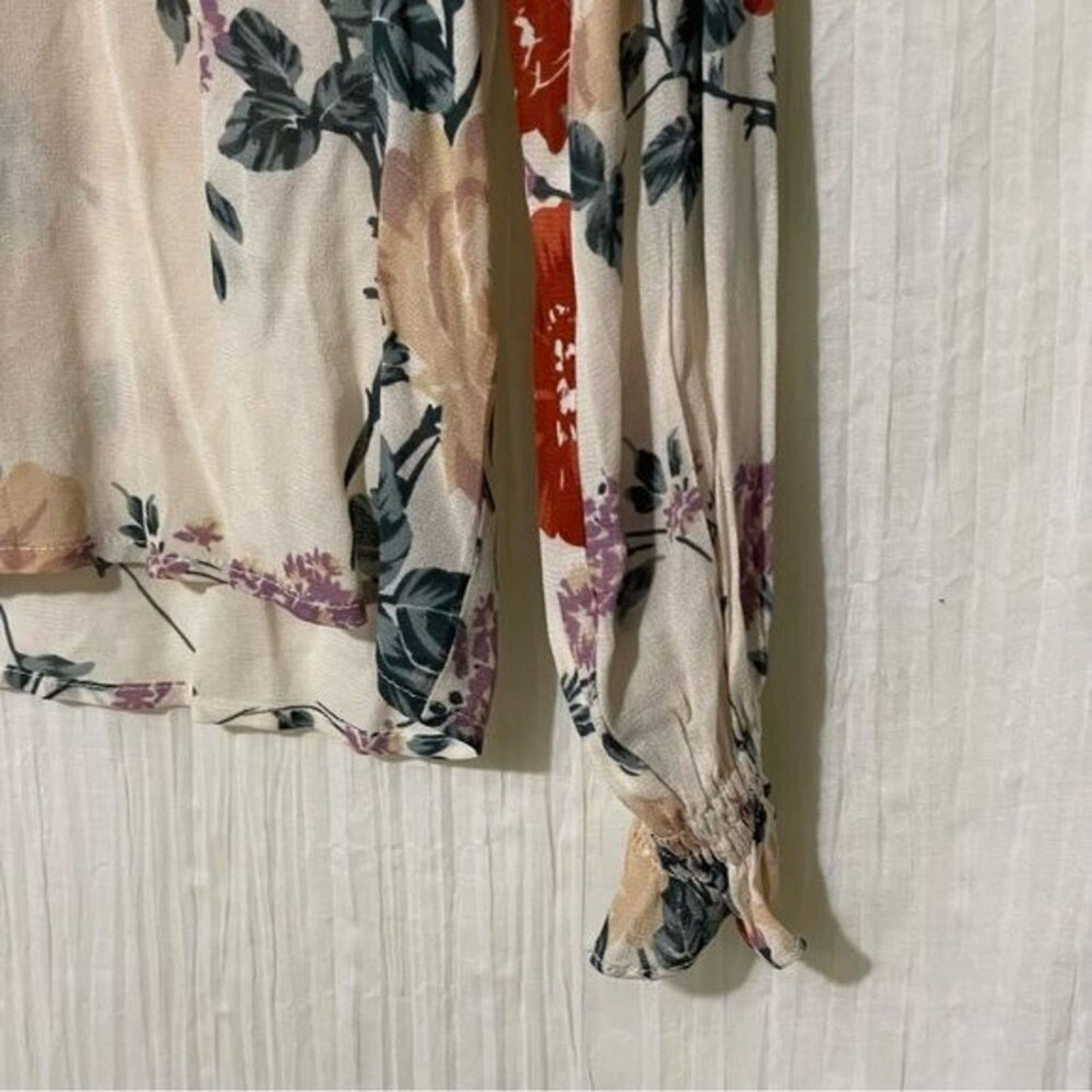 Other Kivari Womens ChiffonRuffle Pleated Floral Blouse Small Size S / US 4 / IT 40 - 3 Thumbnail